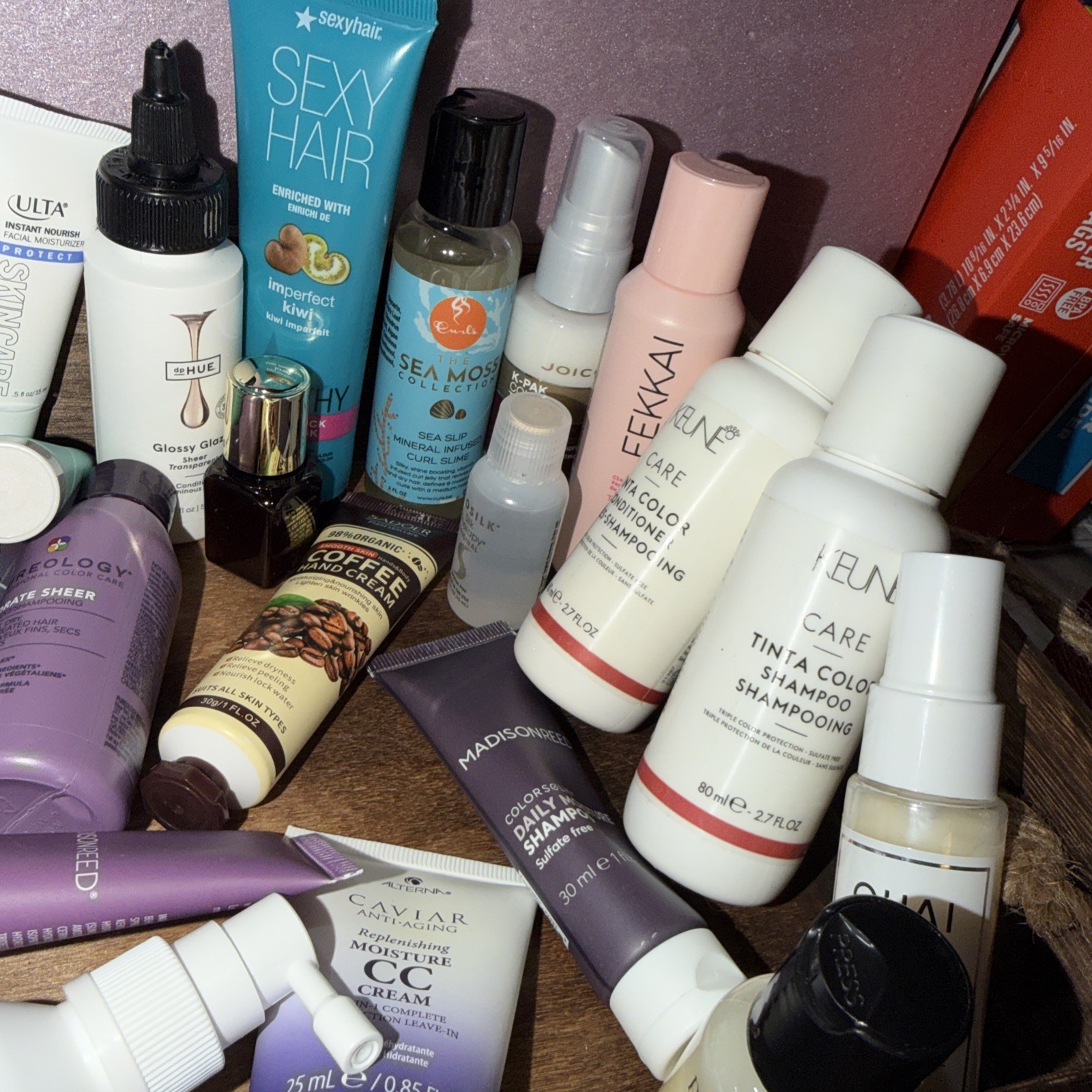 Lot of 30 Deluxe / Travel Size Hair Care, Mixed Beauty Product Samples CC