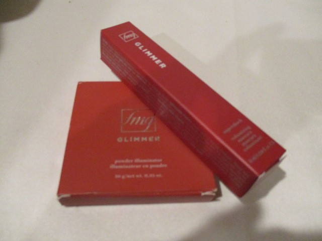 AVON Glimmer Powder Illuminator in ROSE` And Supershock Volumizing Mascara-BLACK