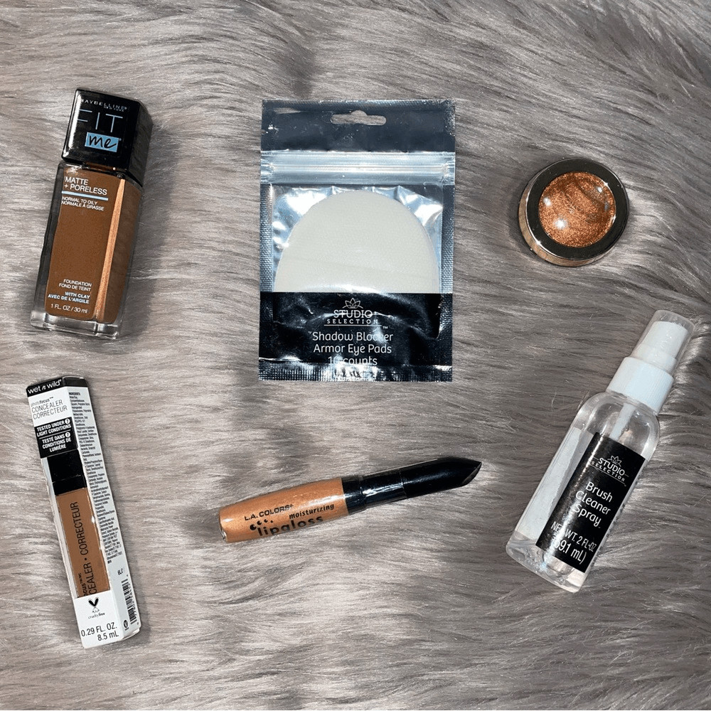 6 Piece Makeup Bundle- New