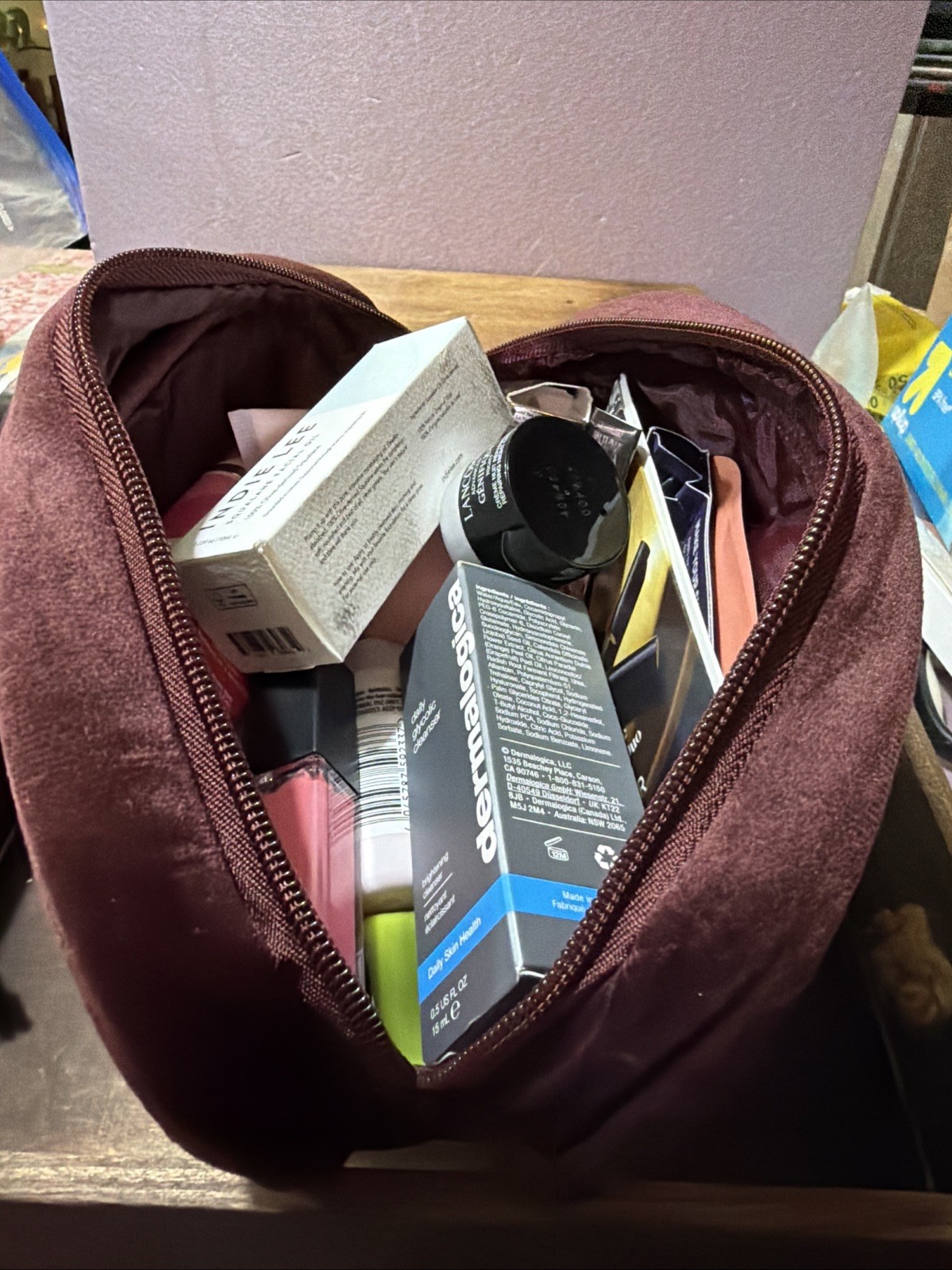 Lot 20 Deluxe / Travel Size Hair,Skin Care, Makeup Beauty Product Samples Bag OO