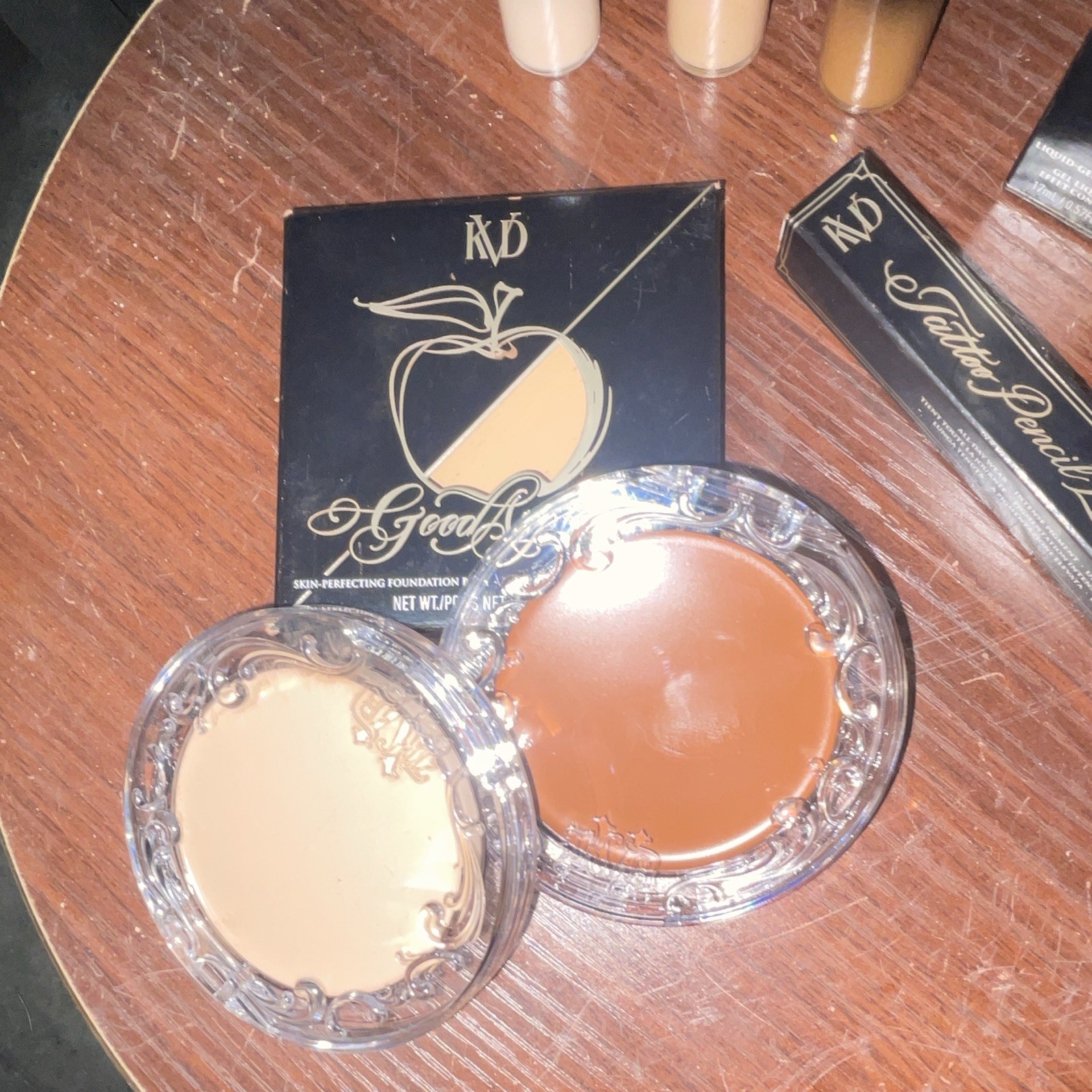 KVD Good Apple Makeup Lot: Tattoo Pencil Liner, Liquid Contour, Powder Compacts