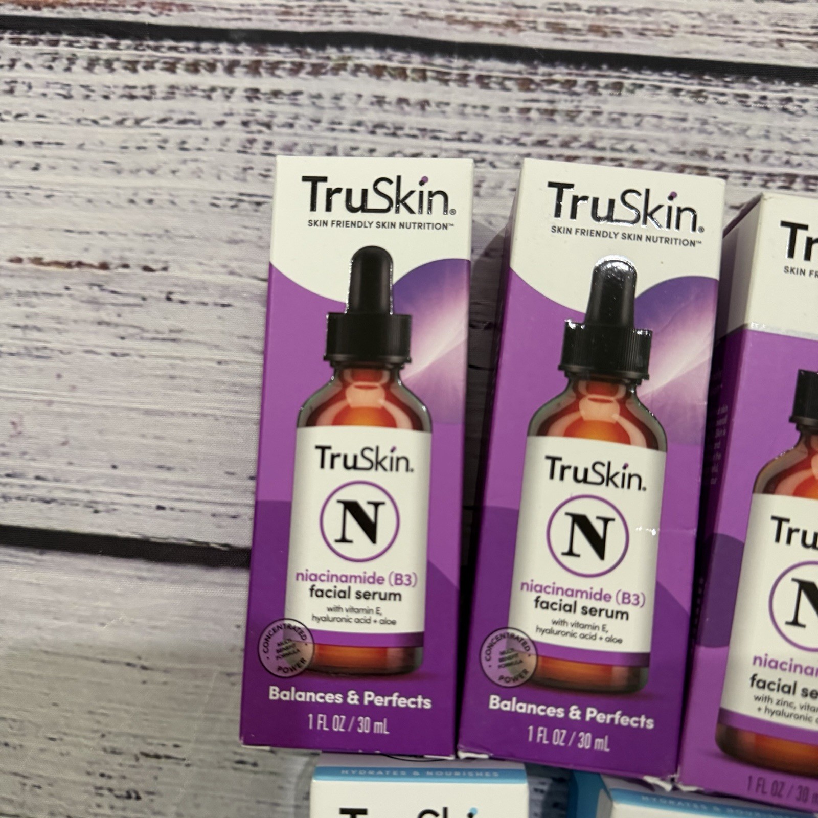 LOT OF TRUSKIN SERUMS LOT OF 5