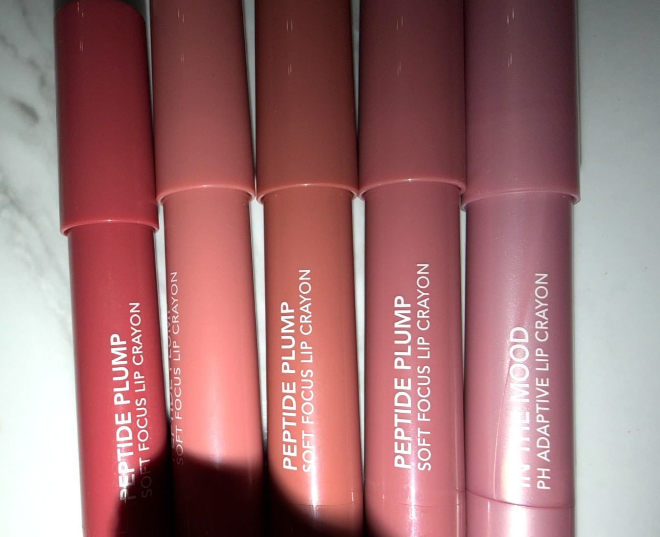 NEW DOLL 10 LOT 19 pc Foundation Primer Lip Crayon Gloss Moisturizer tinted Glow