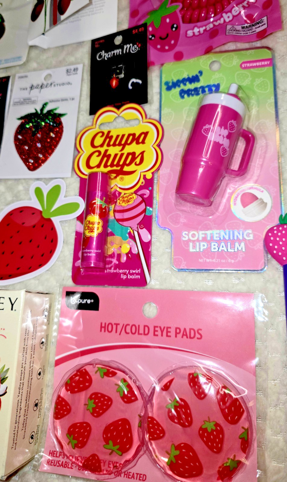 Strawberry Lovers 🍓 HUGE NEW GIFT LOT 30 Pcs Lip Gloss Balm Setting Powder