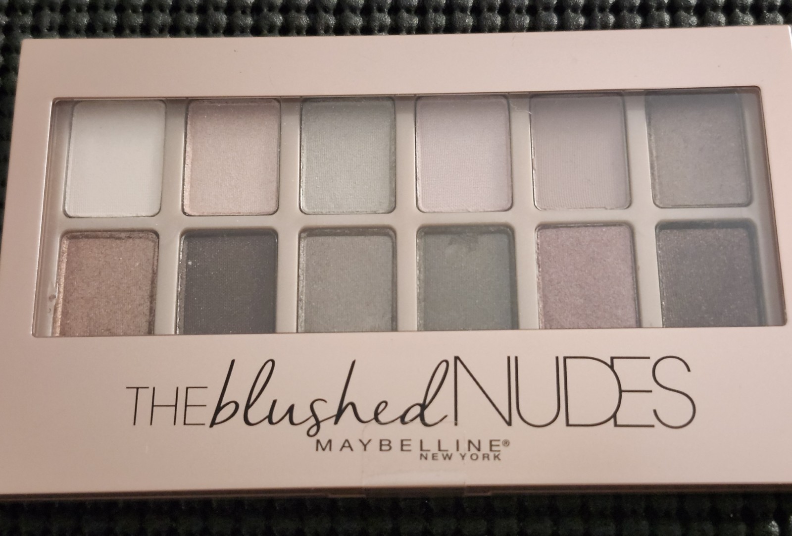 Maybelline Eyeshadow, THE BLUSHED NUDES New Sealed