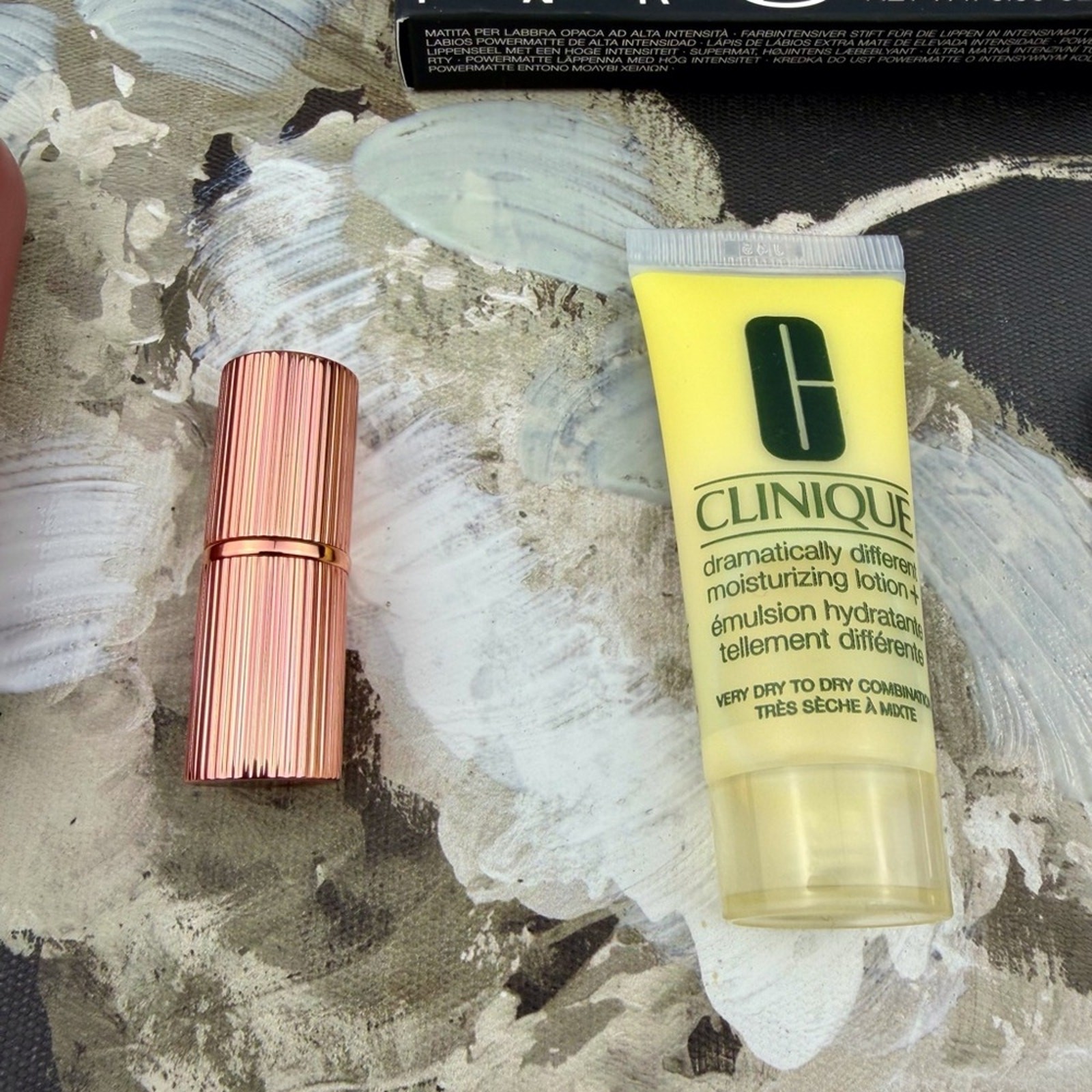 NEW Sephora Beauty Insider 14 Piece Beauty and Skincare Sample Set.