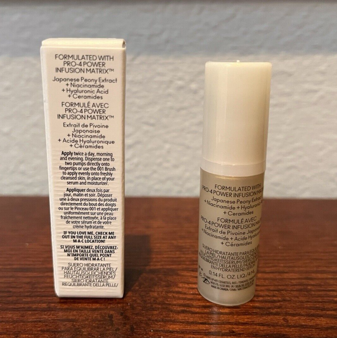 MAC Travel Lot PRIMER + MASCARA + SETTING SPRAY + POWDER FOUNDATION + HYPER REAL