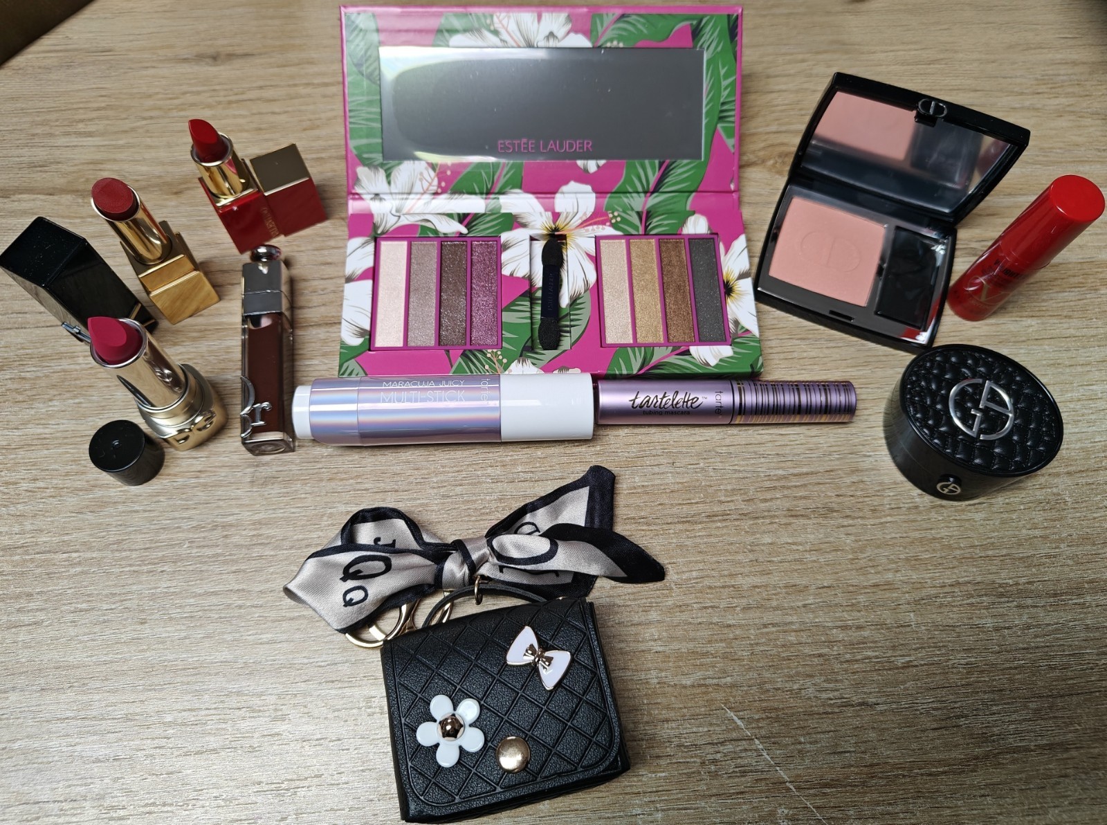 Beauty Bundle Feat: Este Lauder, Tarte, Dior, YSL, Dolce & Gabbana, Armani. New