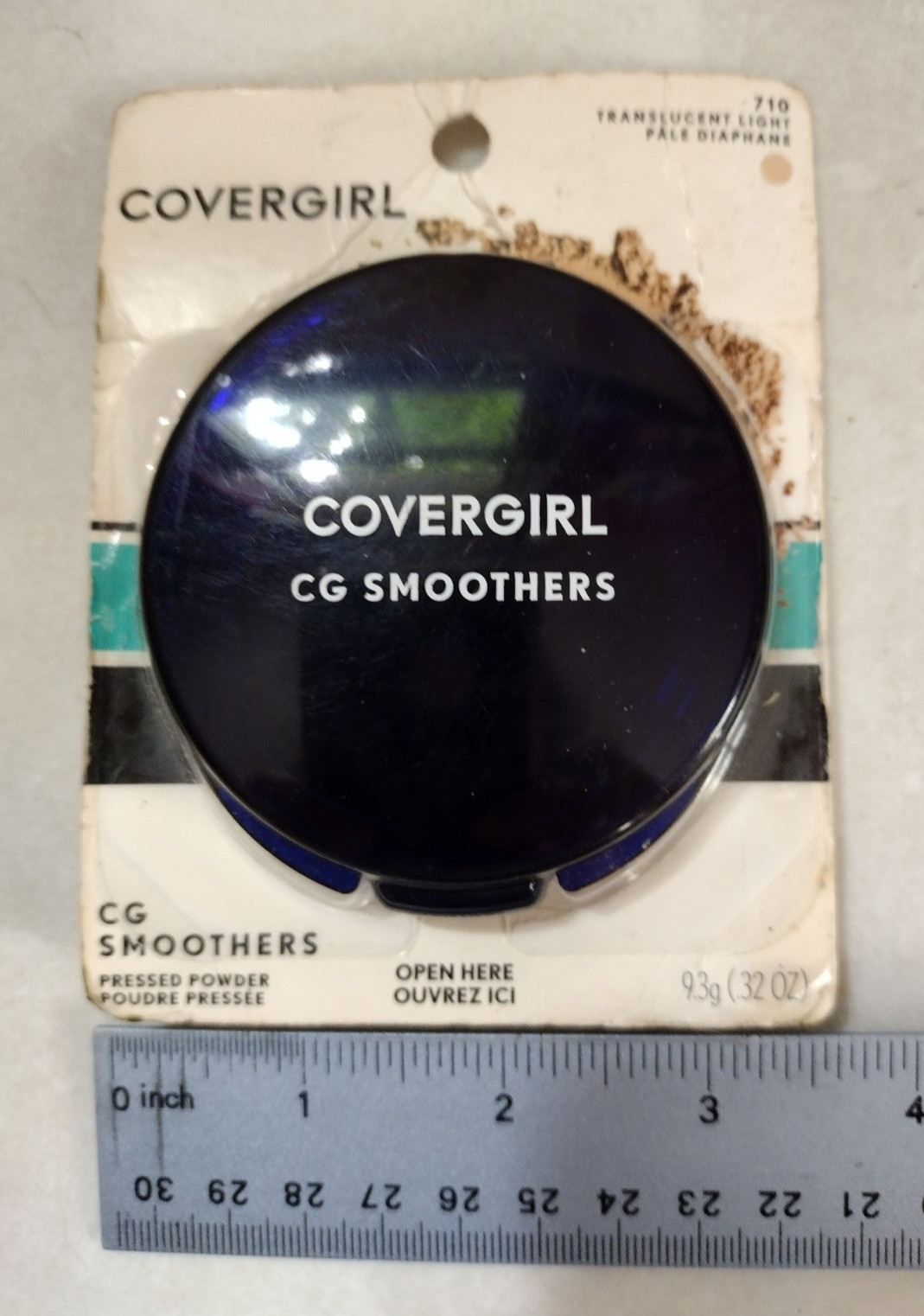 CoverGirl MAKEUP LOT OF 8 Glitter Eye Shadow Blush Contour Palette Foundation