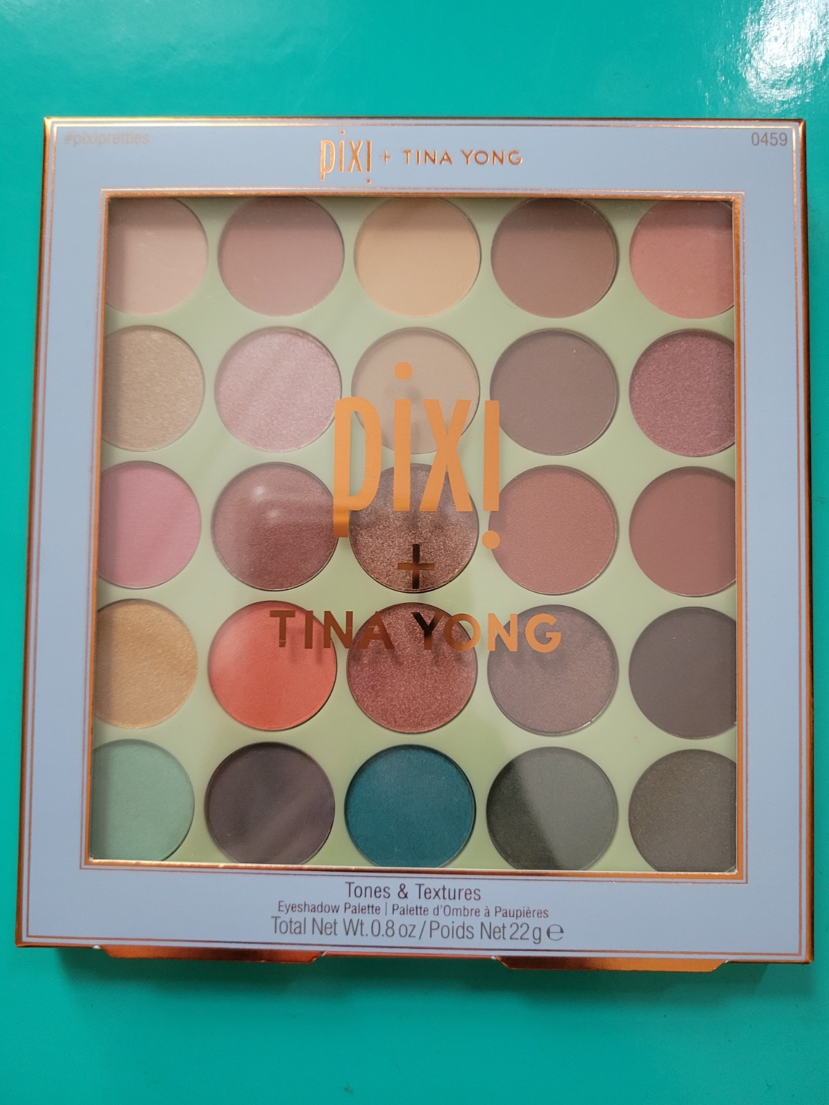 Get Up and Glow Beauty Box- 13 piece curated collection!