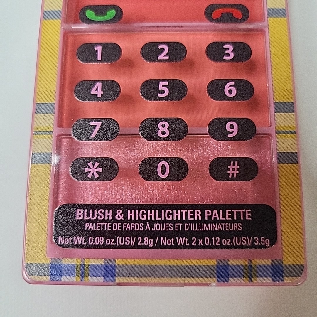 REVOLUTION X CLUELESS 30th Anniversary Staying Out Of Trouble Blush & Highlight