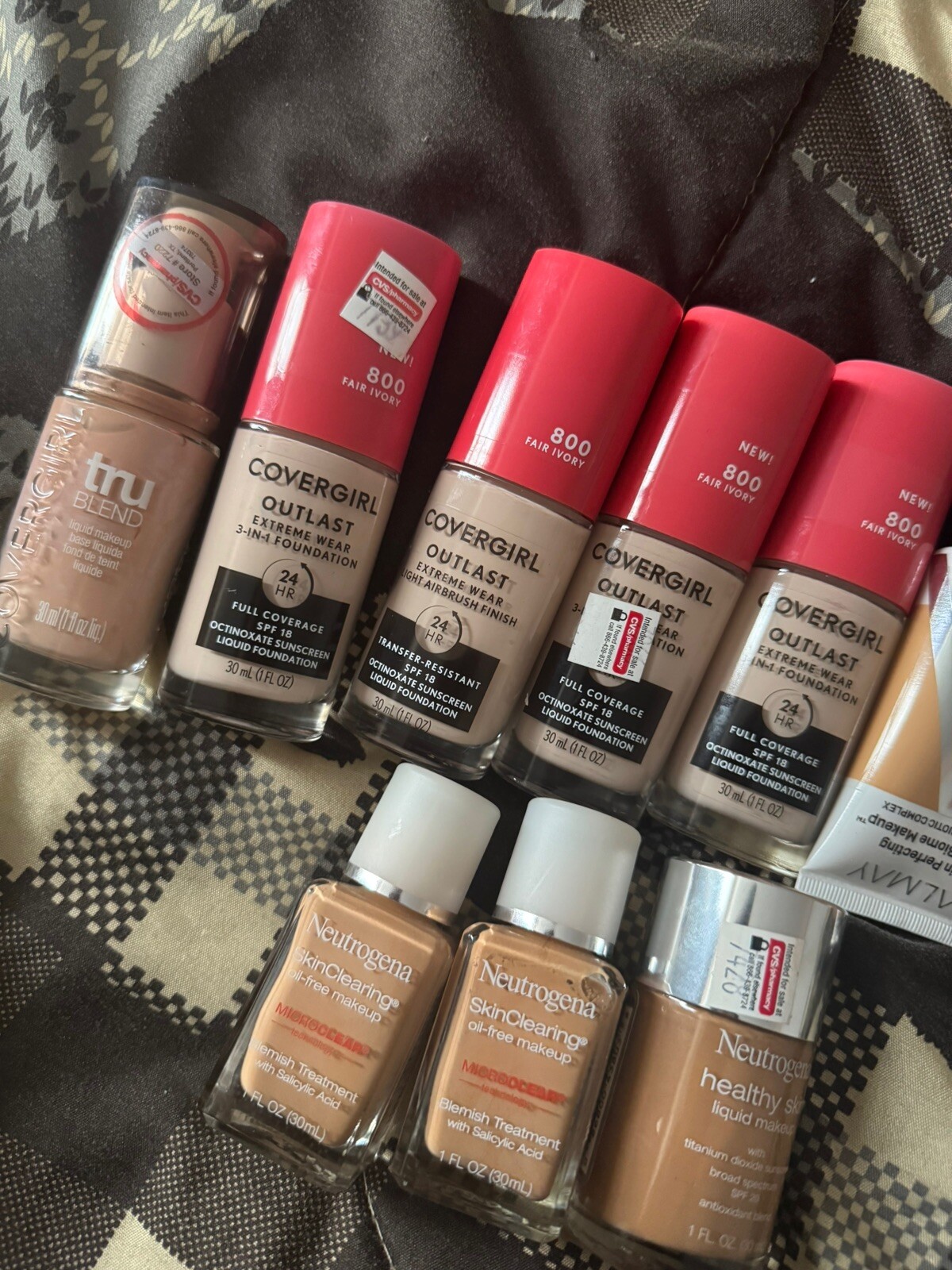 Lot Of Revlon, Neutrogena, Covergirl ,maybelline 12 Pieces