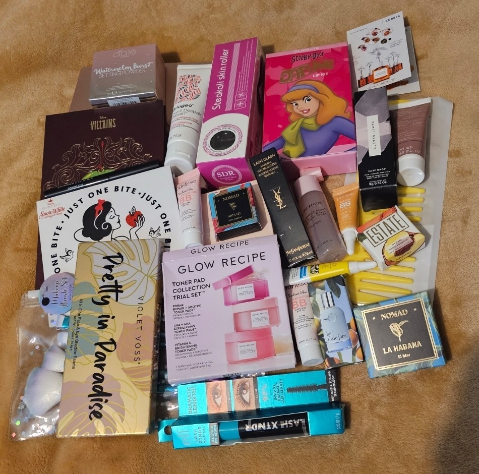 50 PIECE ASSORTED NAME BRAND COSMETICS