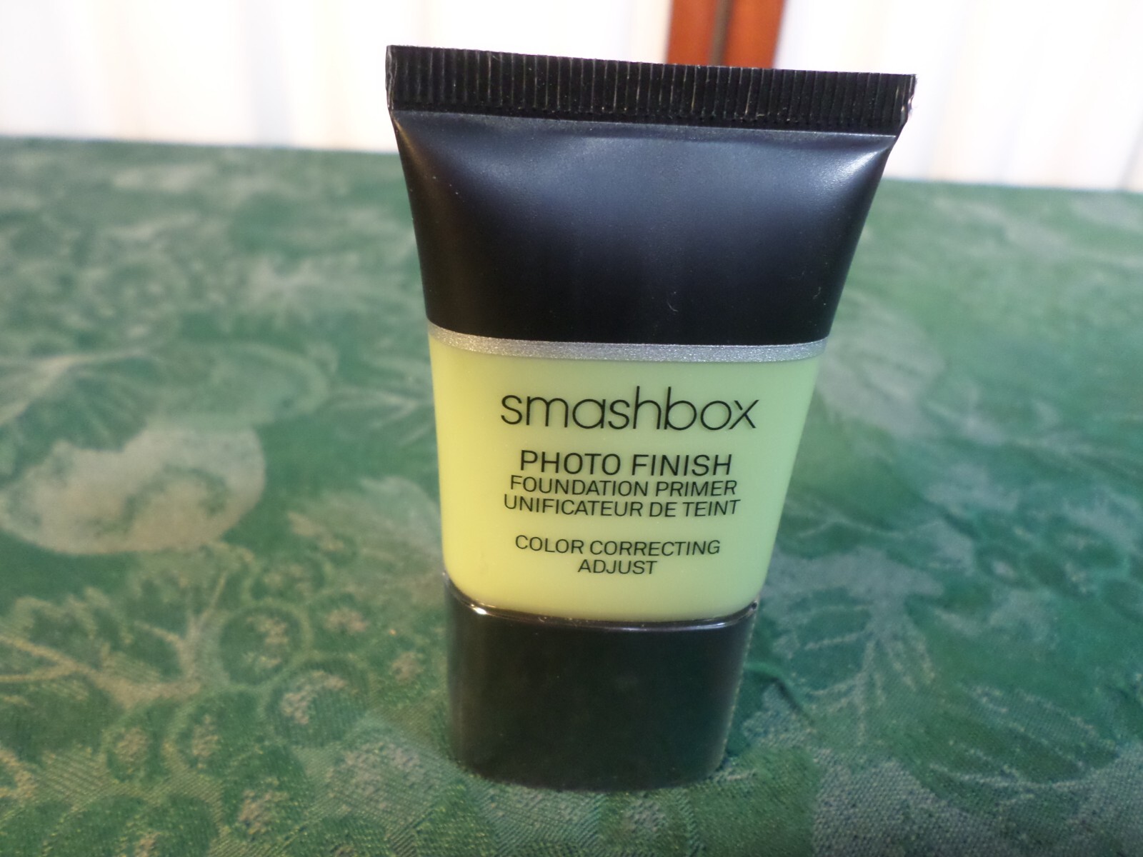 NIB-3pc Bobbi Brown Illuminator & Blush Compact w/Mirror/Smashbox Primer/Mela-D