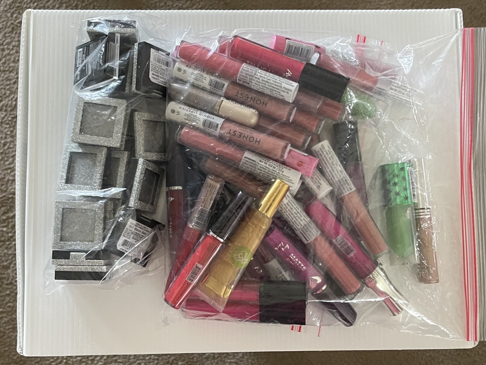 Mixed Makeup Wholesale Lot!! Revolution, BH, Joah, Revlon and More!!! 💄