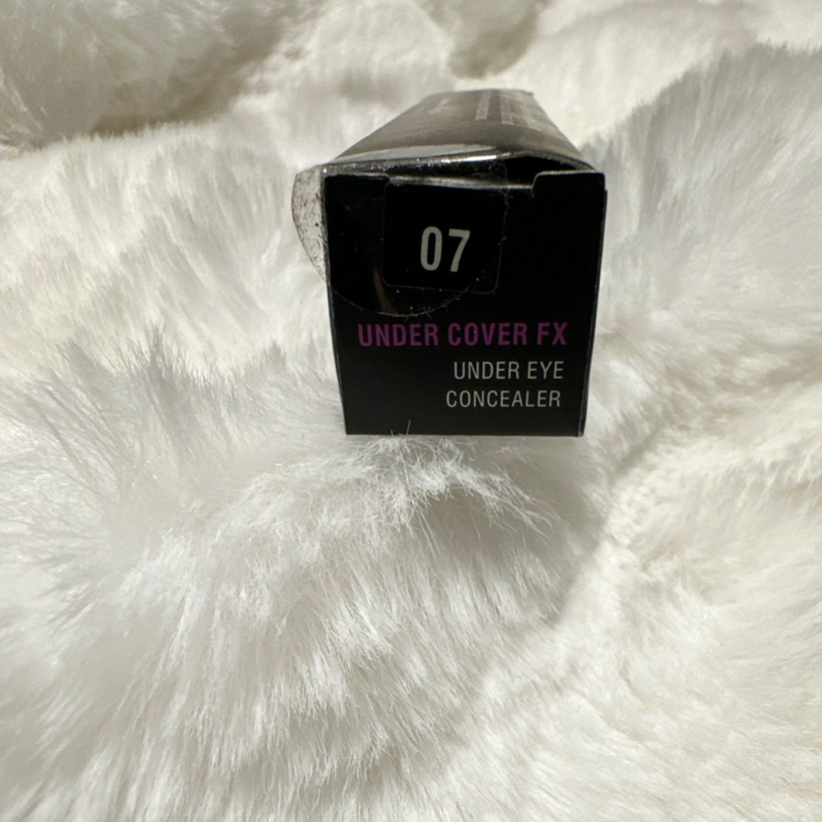 LiSi Cosmetics Lip Definer Rumba 01, Under Cover FX 07, Satin Eyes Mixed Lot