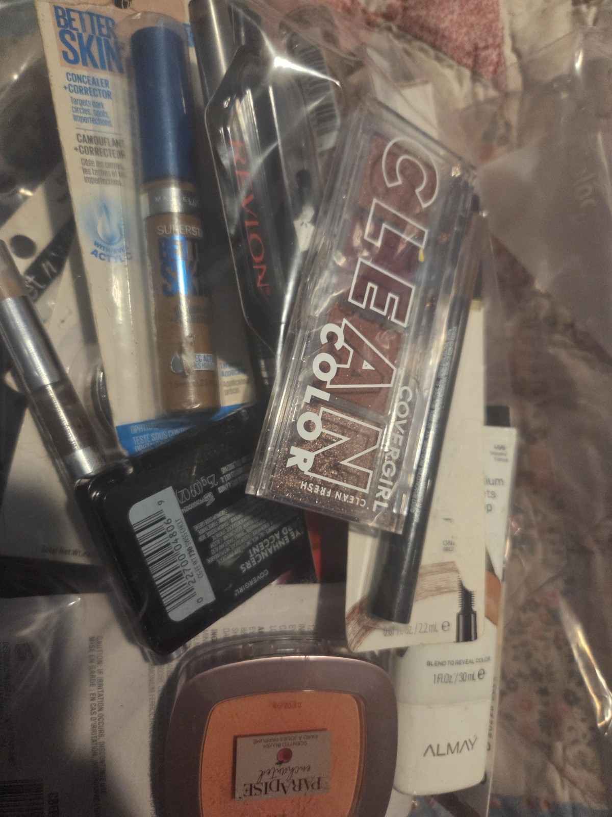 30 Piece Cosmetic Lot