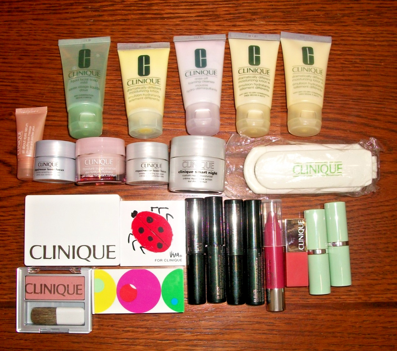 CLINIQUE LOT~23 MIXED TRAVEL SAMPLE SIZE