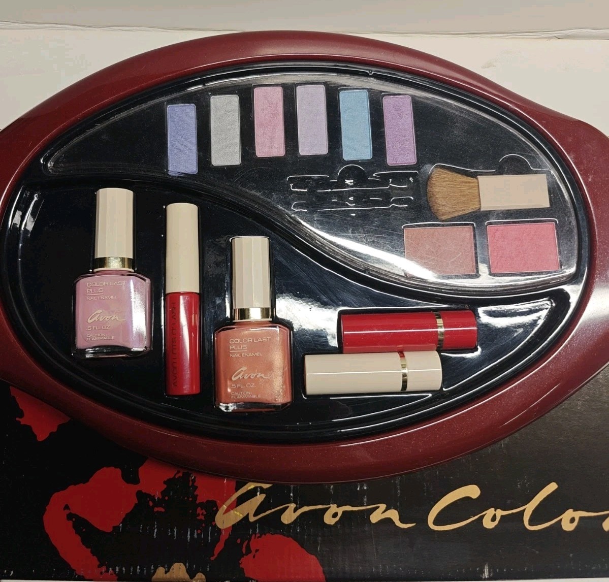 Vintage Avon Color Tray Of Beauty Cool Medium Rare Makeup Set