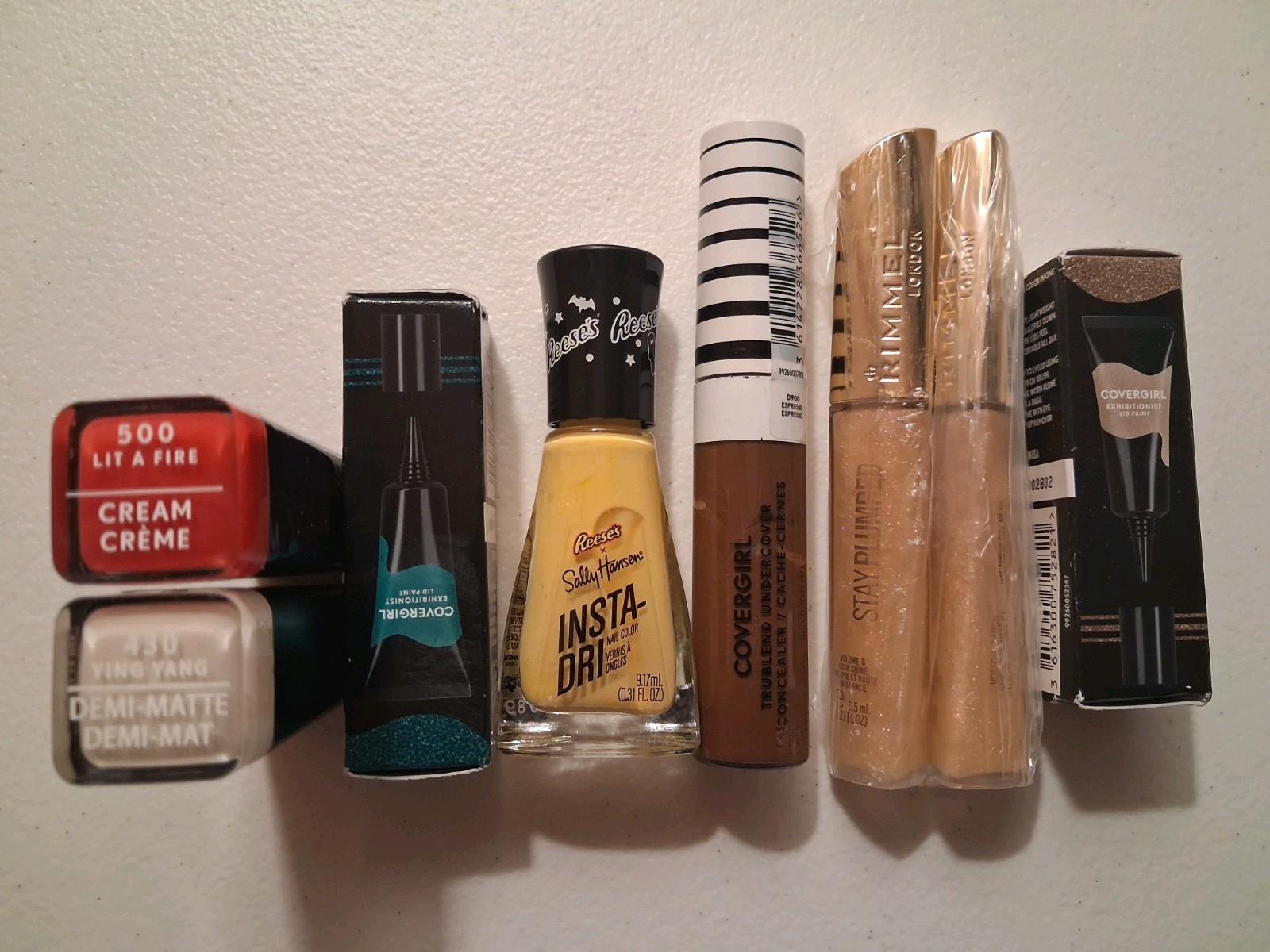 Assorted Full Size Beauty Lot: Covergirl TruBlend & Sally Hansen Insta-Dri