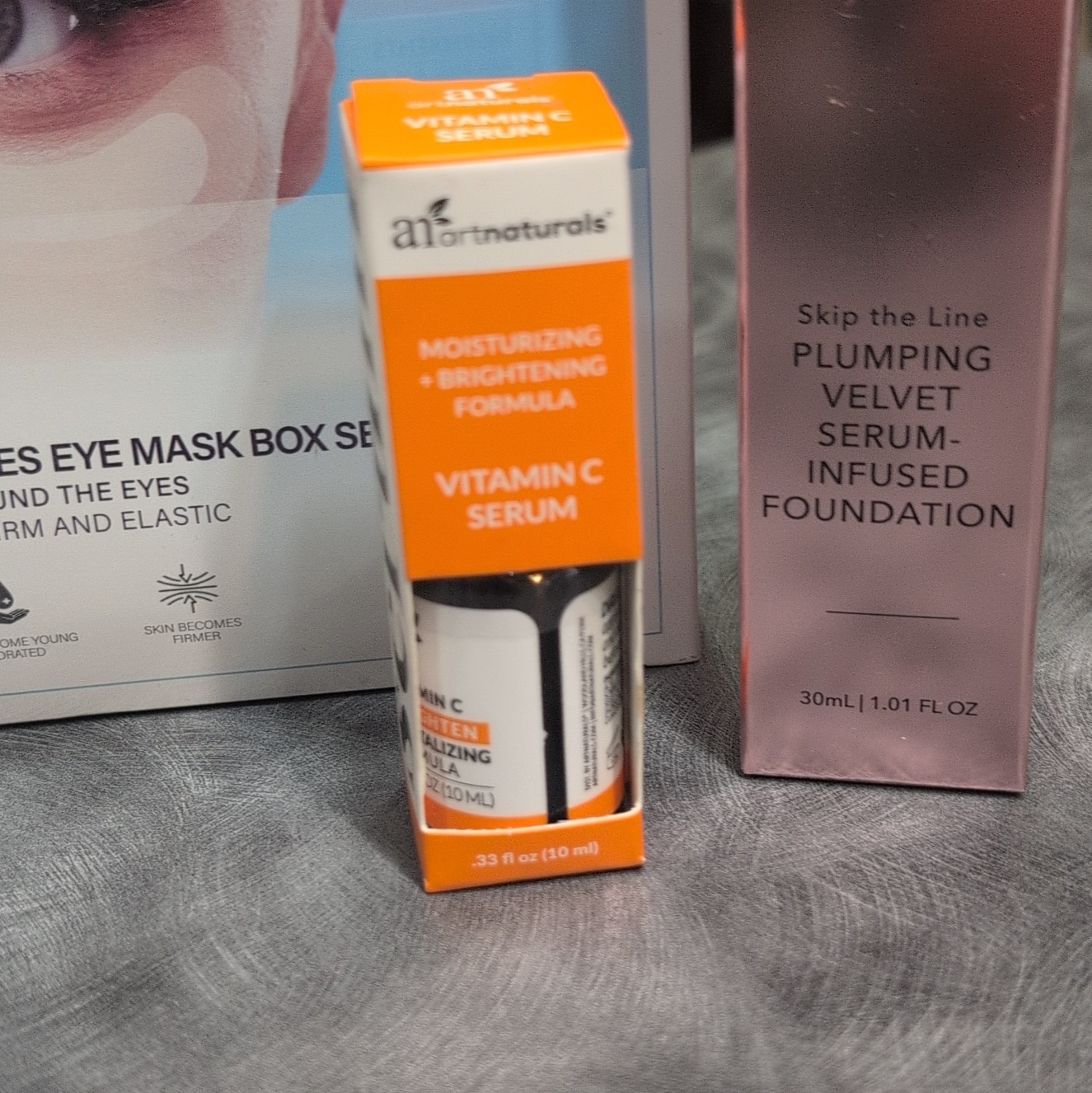Mixed Brands Beauty Lot-UMIDEX Eye Mask, ArtNaturals Vit C, NAKERY Foundation