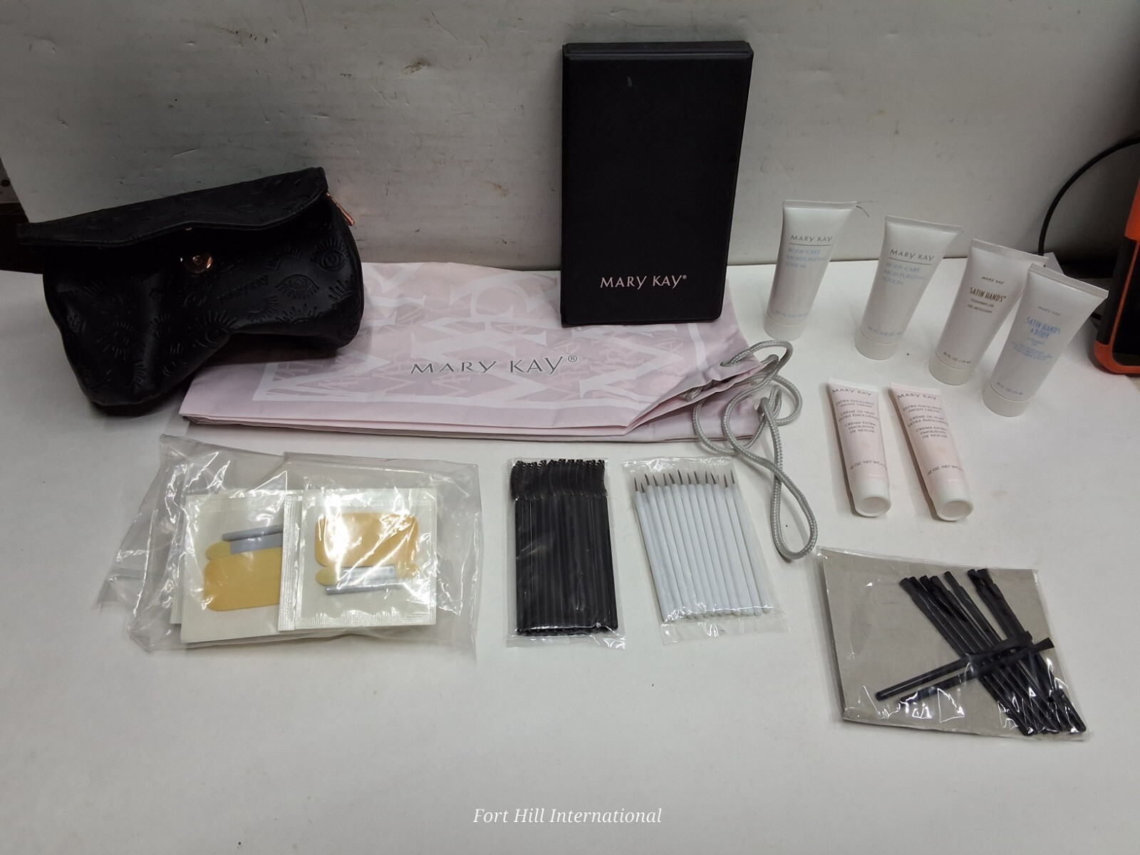 Mary Kay outdated discontinued sample lot body care moisturizer cleansing gel