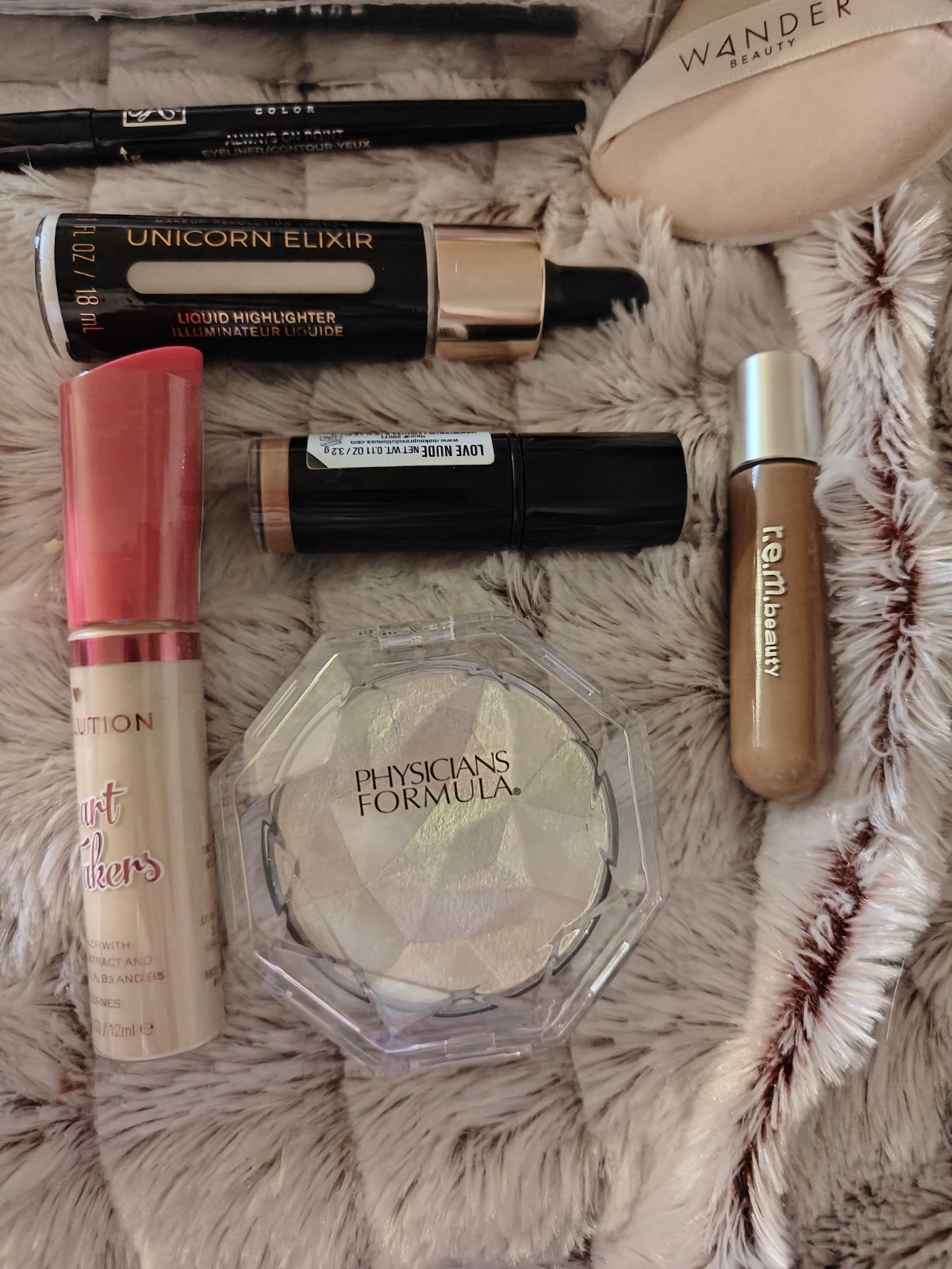 Small Beauty Bundle Featuring Revolution, Avon, Rem Beauty + Free Gift