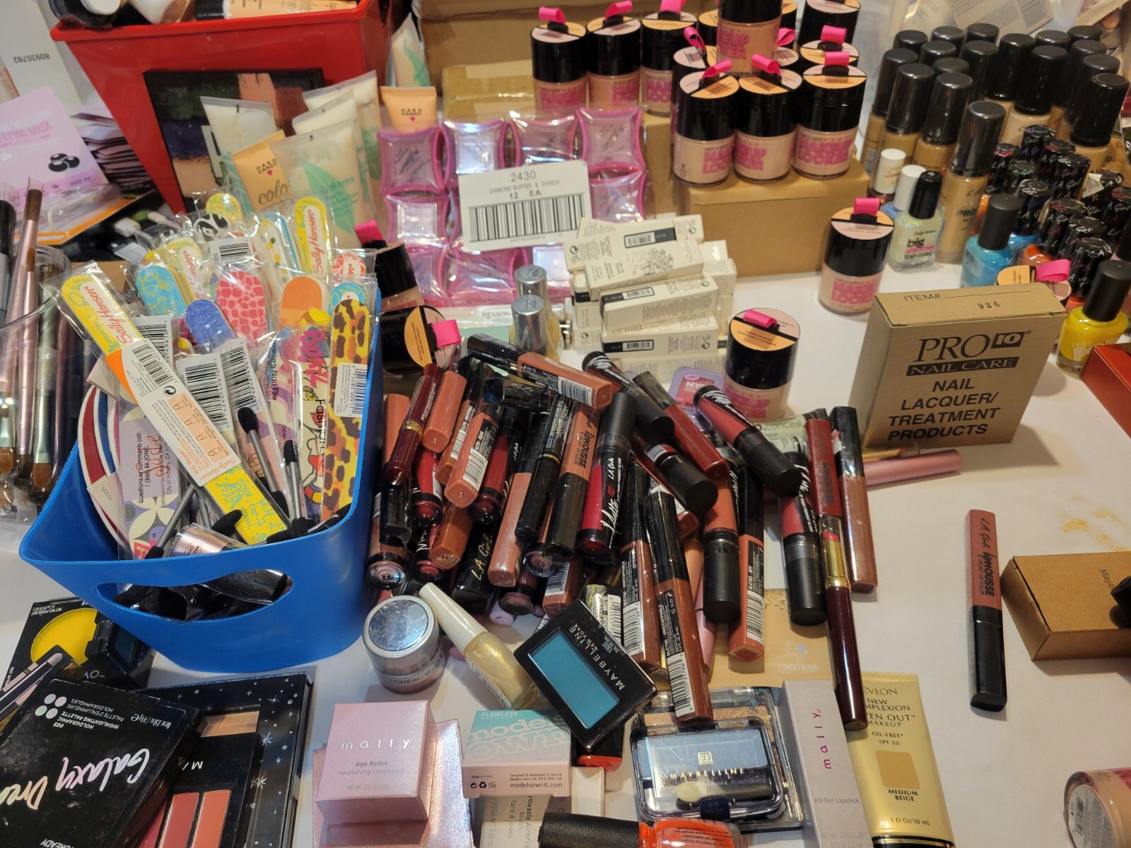 Wholesale Bulk Makeup Assorted Cosmetics/Nails/Hair/Skin Lot NEW 15pc