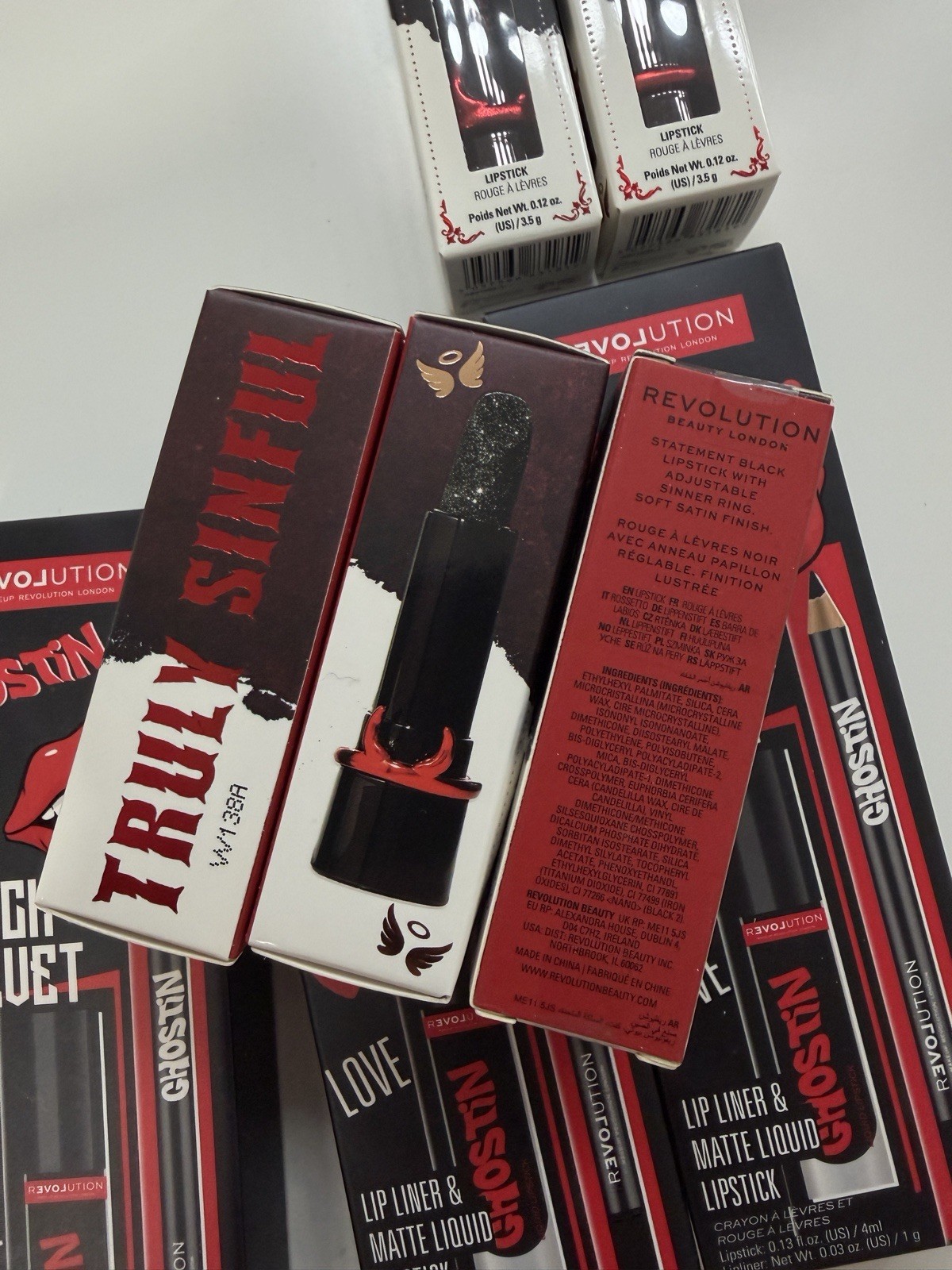 Revolution Beauty London Ghostin & Sinful Lipsticks Liners Shimmer Matte black