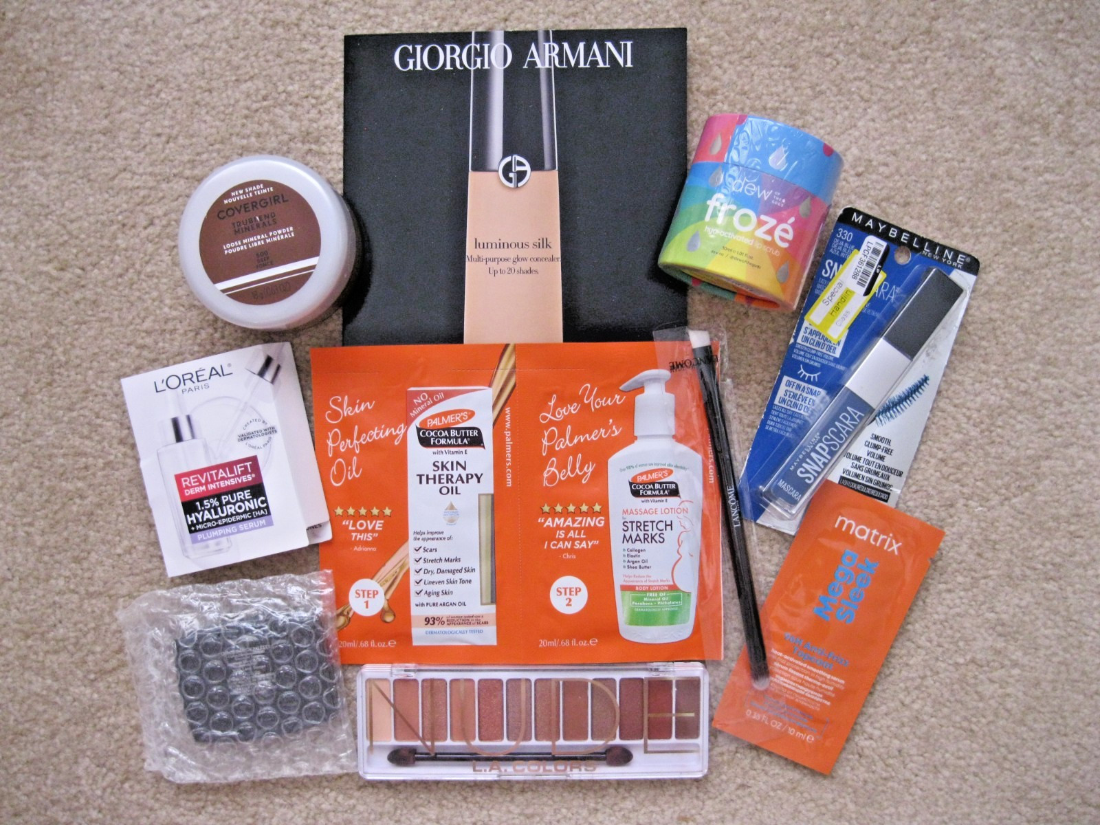 Lot of 20 – Mixed Cosmetics/Skincare with Makeup Bag