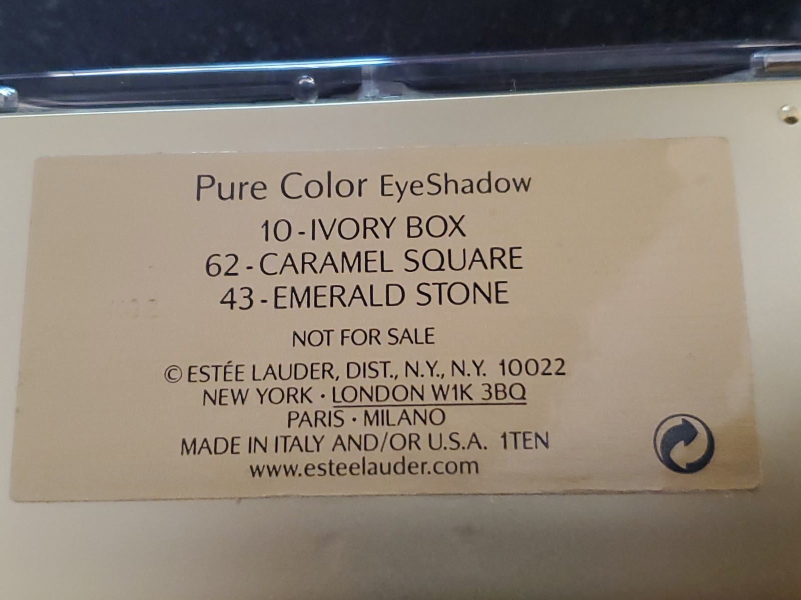 ESTEE LAUDER ~ Lot of Trial / Sample Size Skin Care Items plus Makeup Bag