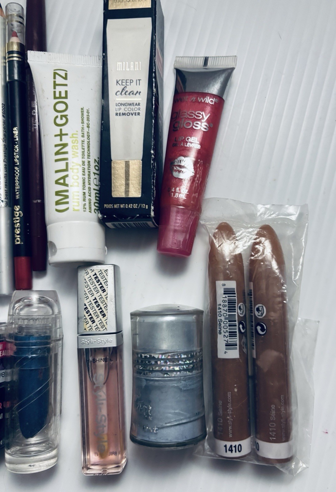 Lot Of Discontinued Collectible Make Up 20 Pcs Make Up For Artists & Enthusiasts