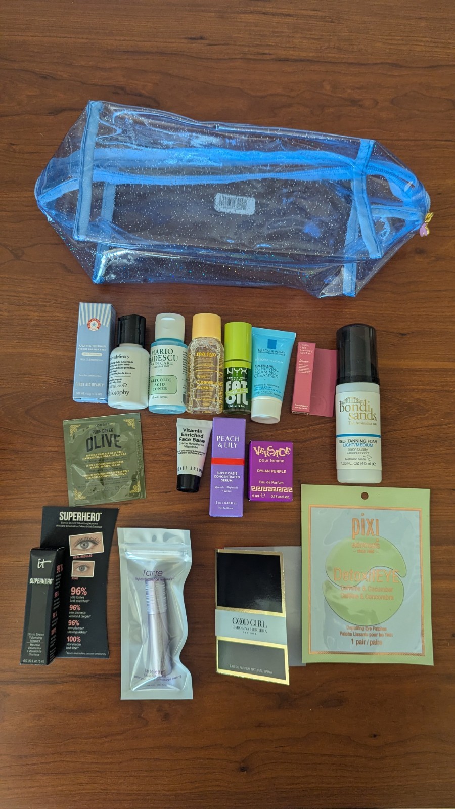 Ulta 16 Piece Beauty Makeup And Perfume Bag