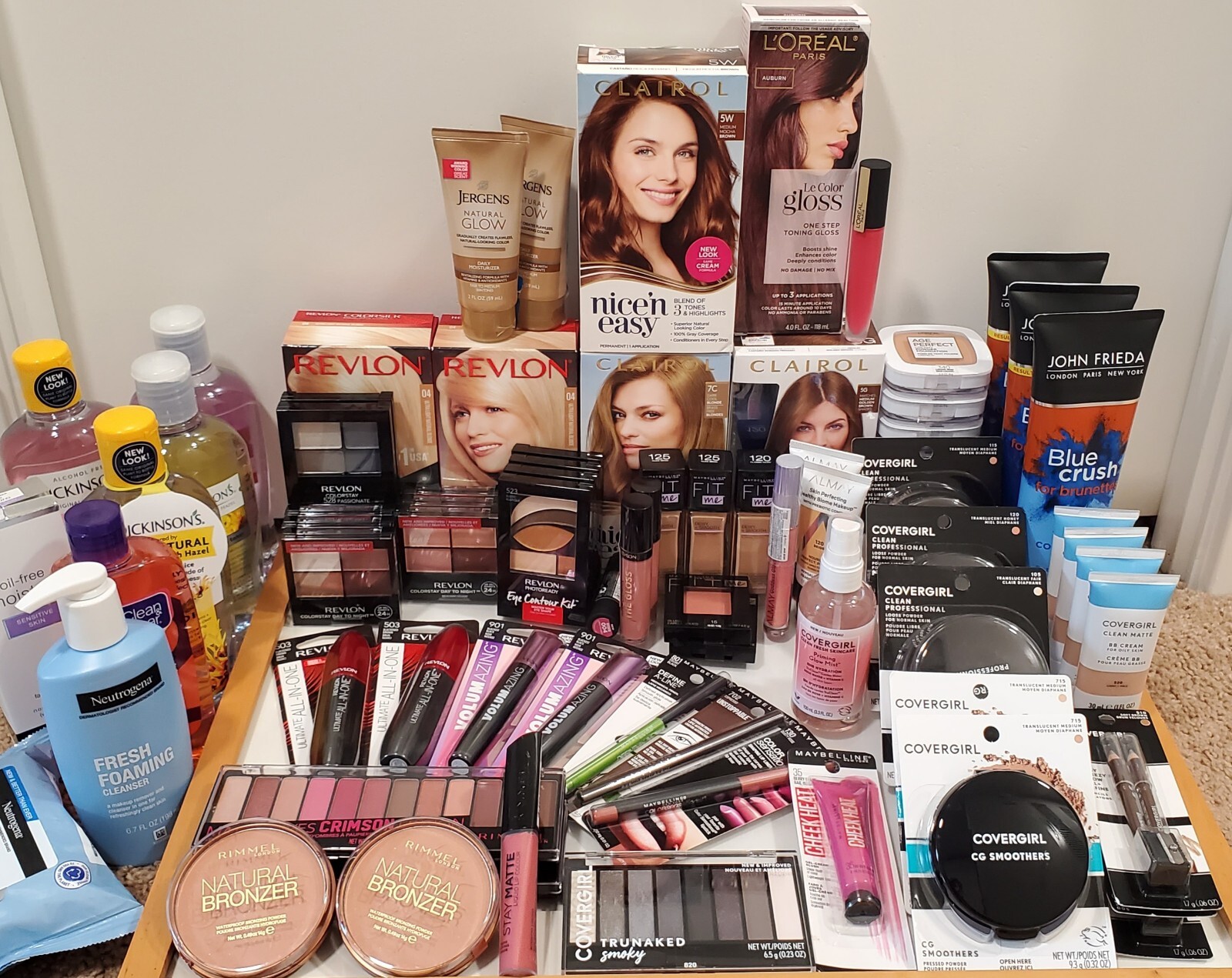 Mixed Lot 15pcs Makeup+Skincare (Neutrogena, Revlon, Covergirl, L’Oréal, Olay..)