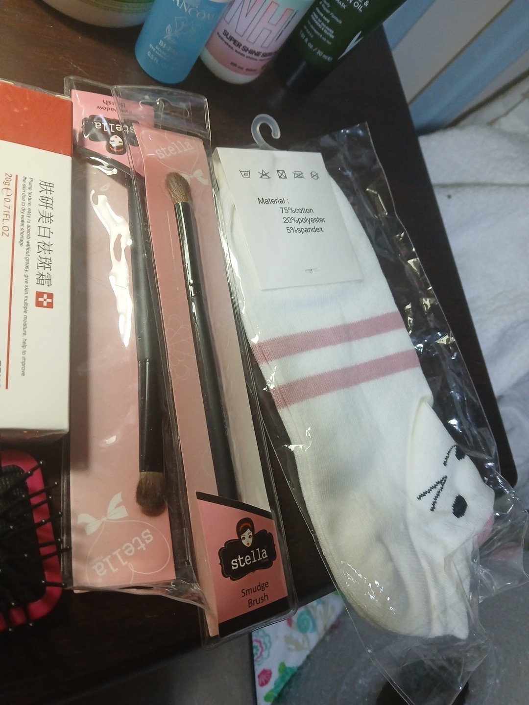 Lot of Makeup & Beauty Deluxe Samples + Full Size Nivea Briogeo + More