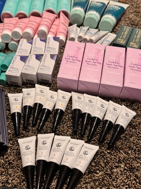 *NEW Resell Bulk Bundle Kit* 110 Items NOTHING expired