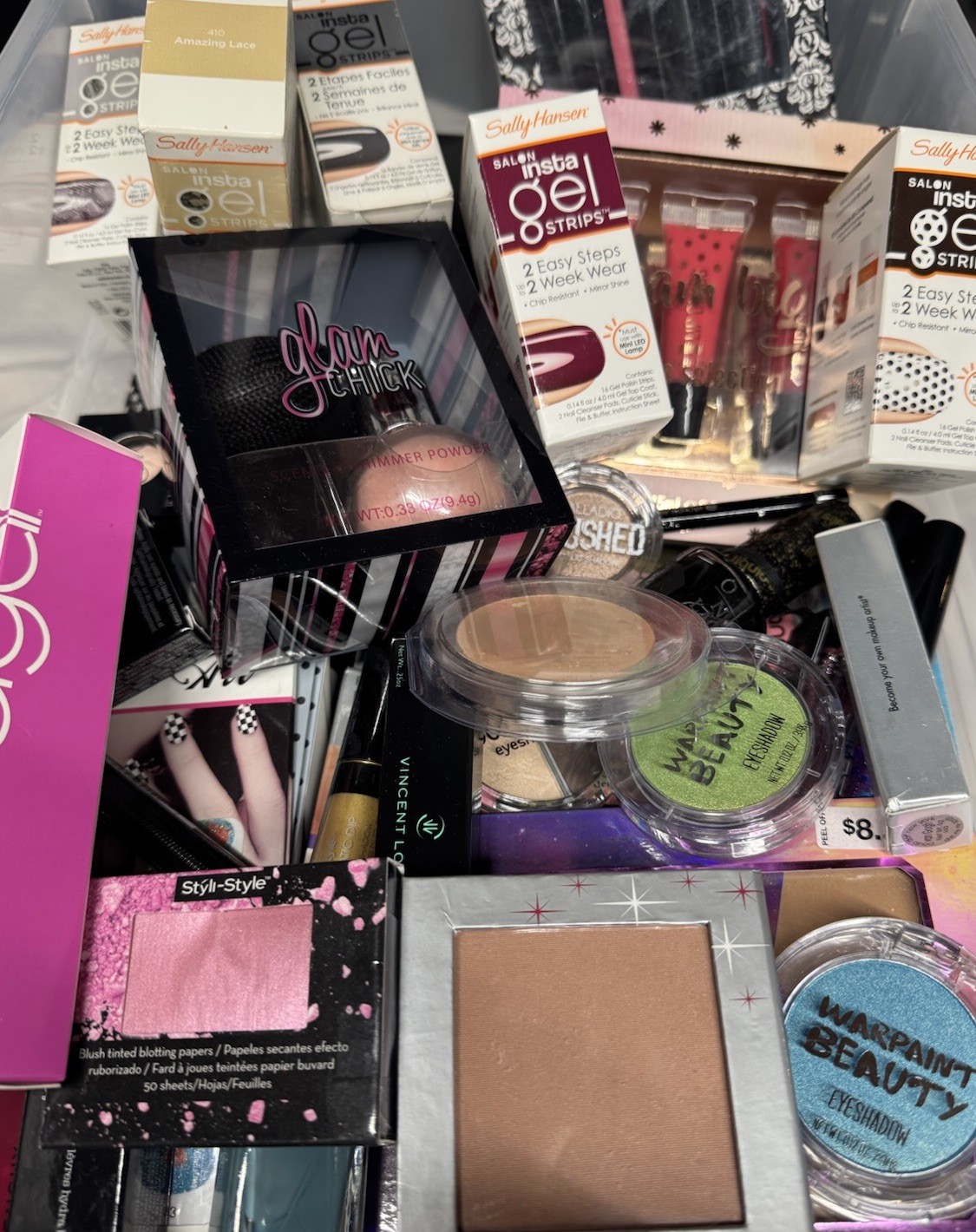 Lot Of 25 Discontinued Makeup Revlon, Maybelline, Mally, Loreal, Jay Manual Ect.