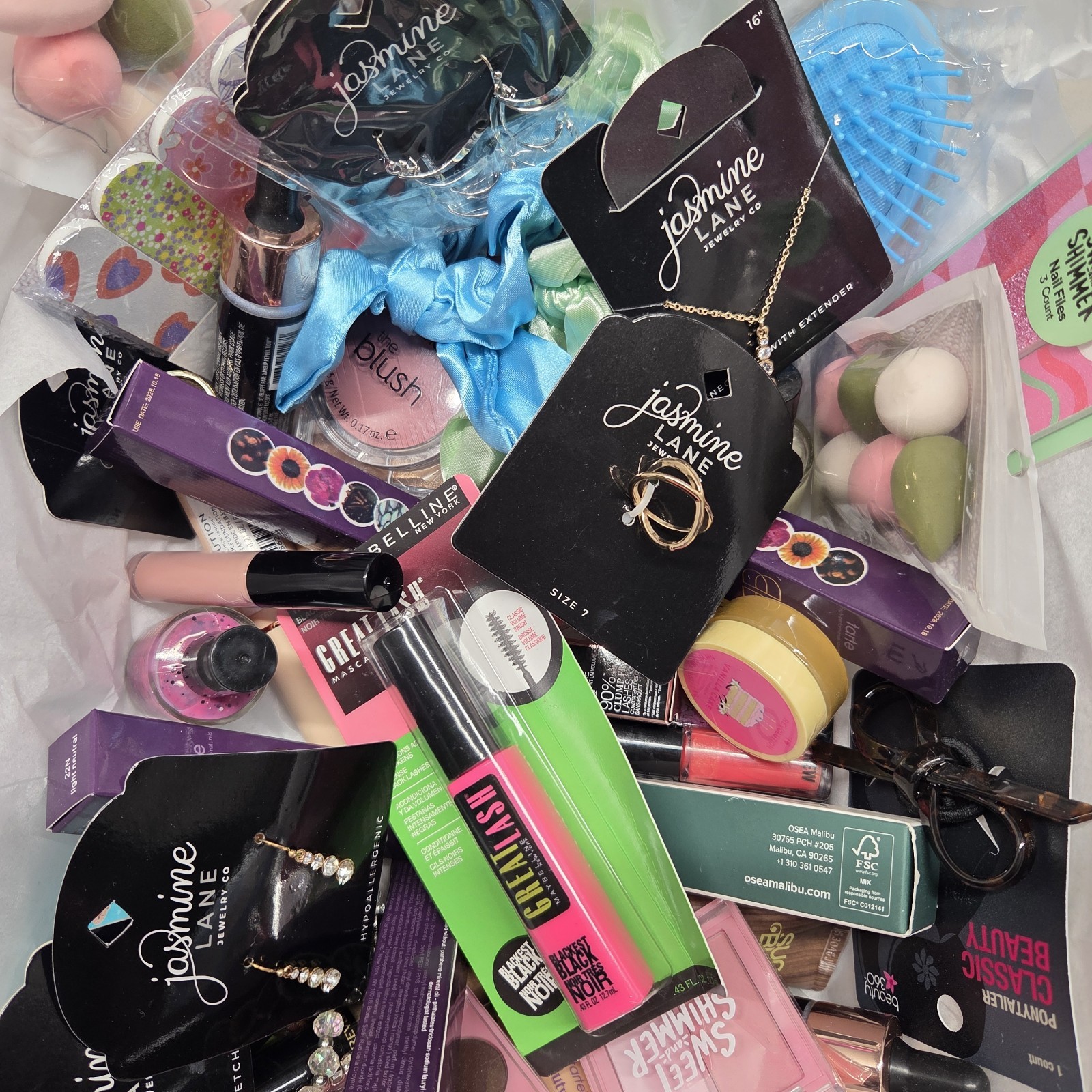 Huge Makeup Lot New Bundle High-end Cosmetics Beauty Jewelry 24 Pcs
