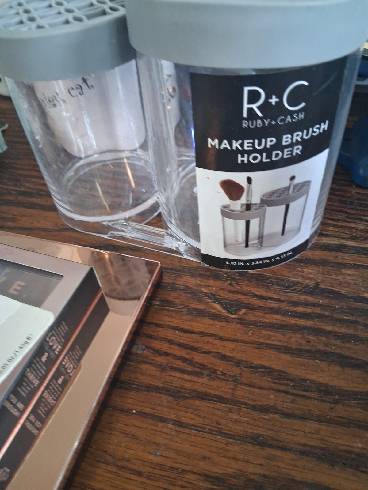 Beauty Lot 8 Piece Set Revlon Pacifica Revolution Lash Magnets 2 Brush Holders