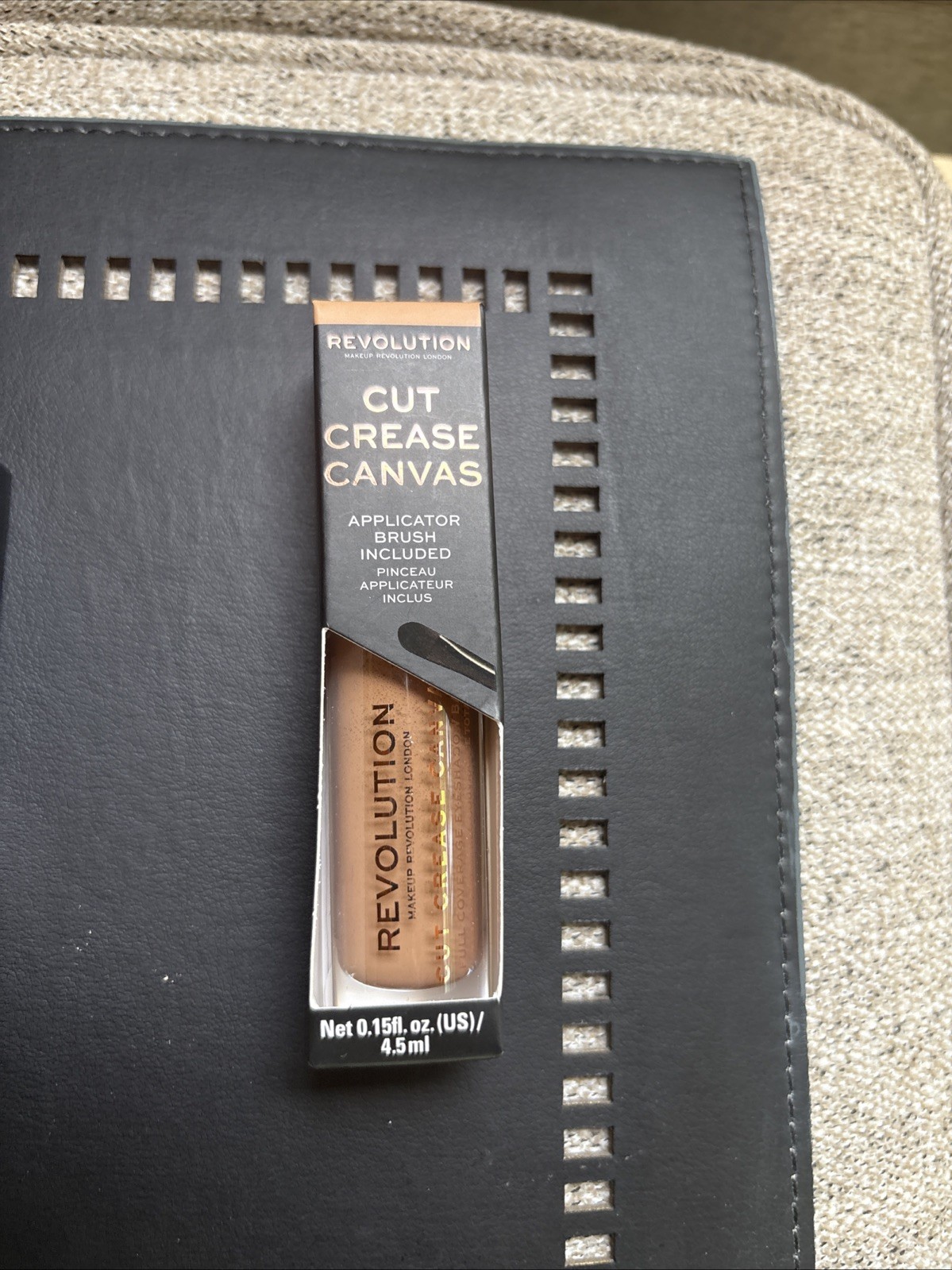 revolution makeup lot 5 Items, Suitable for all skin types Long Lasting, Vegan
