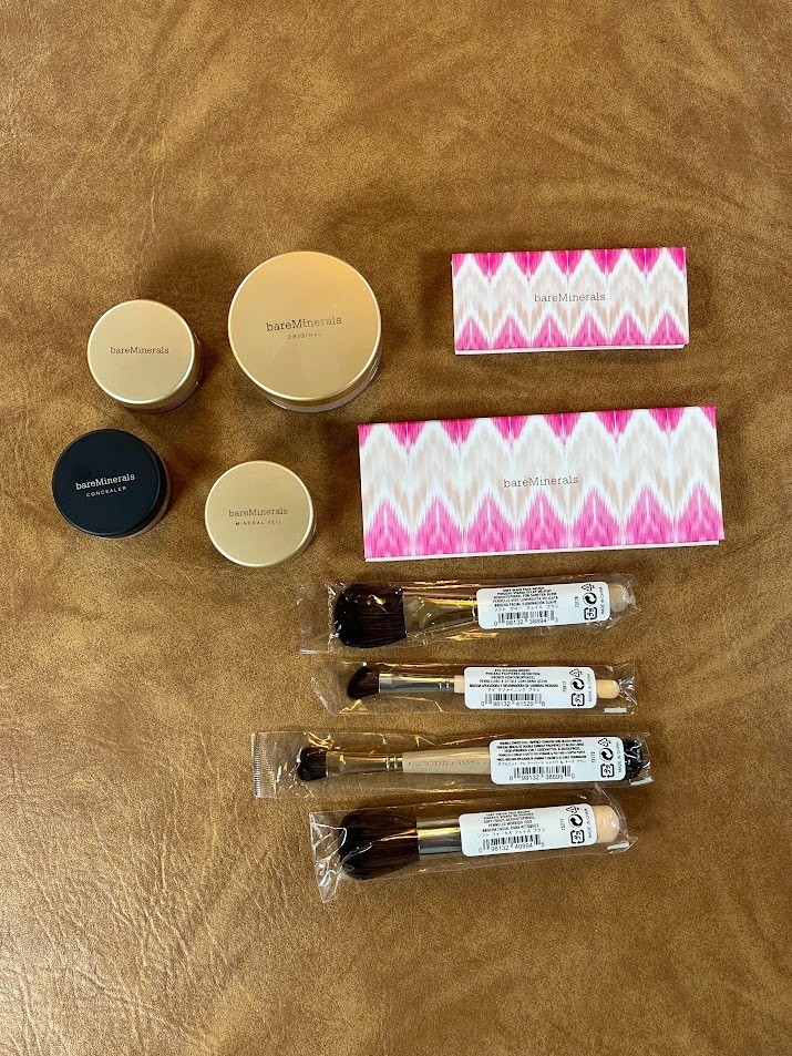Bare Minerals Escentuals Makeup 10 Pieces Eye Color Blush Foundation Brush’s NEW