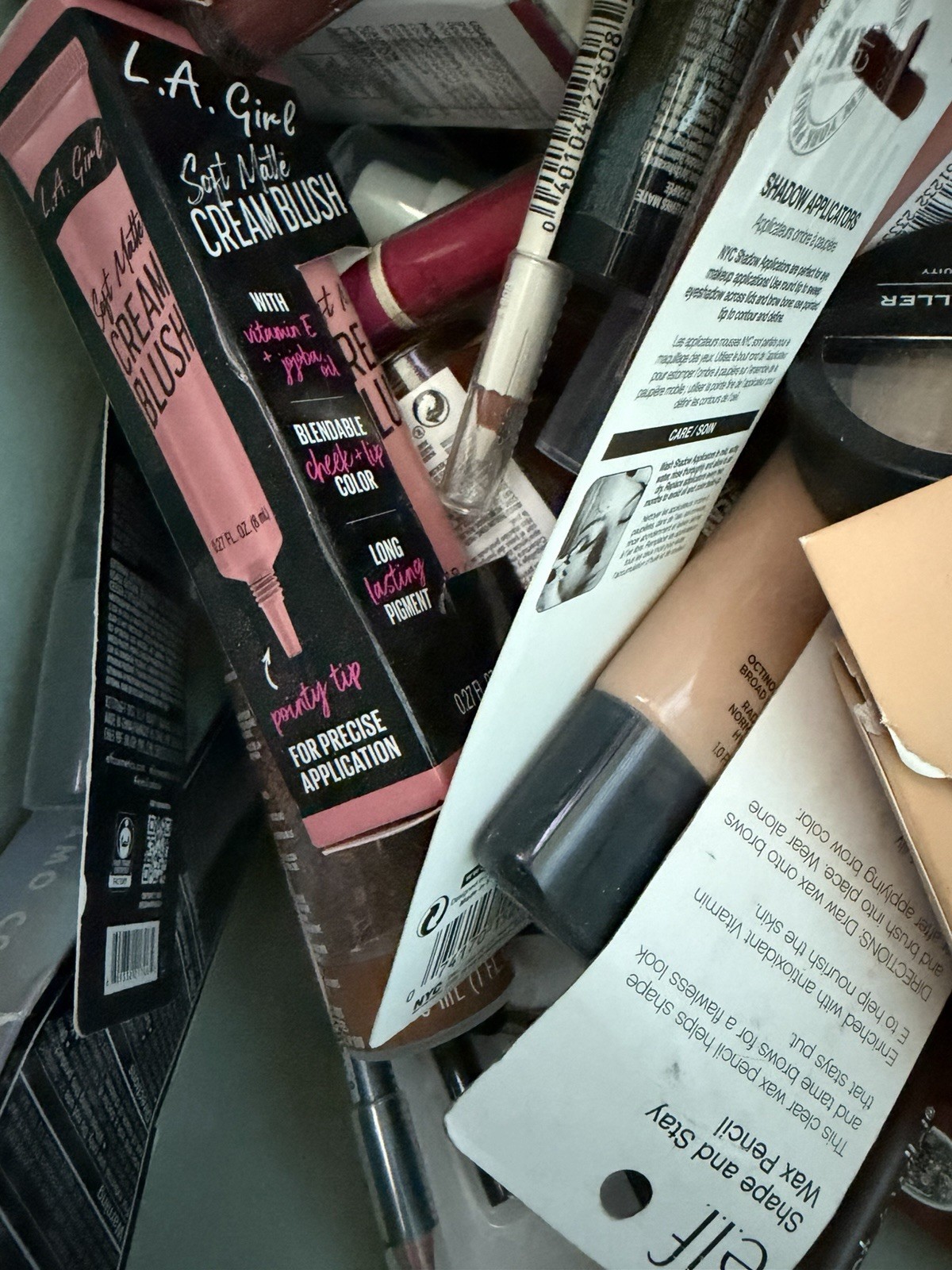 NEW Makeup, Health, Beauty Cosmetics Bundle Lot – 100 Pieces Assorted Wholesale