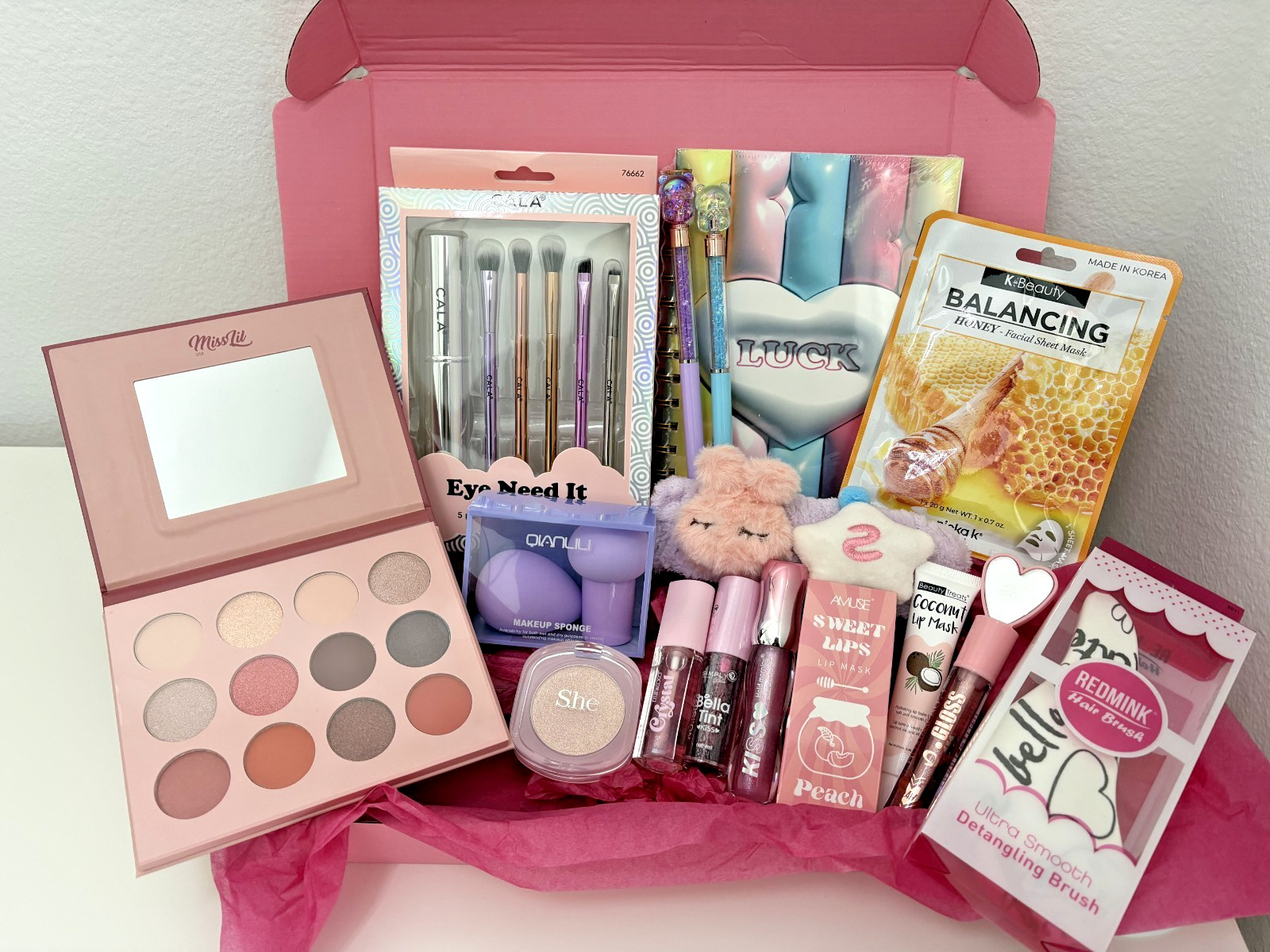 Curated Beauty Box – Makeup, Skincare, Beauty Accessories & Stationary Gift Set