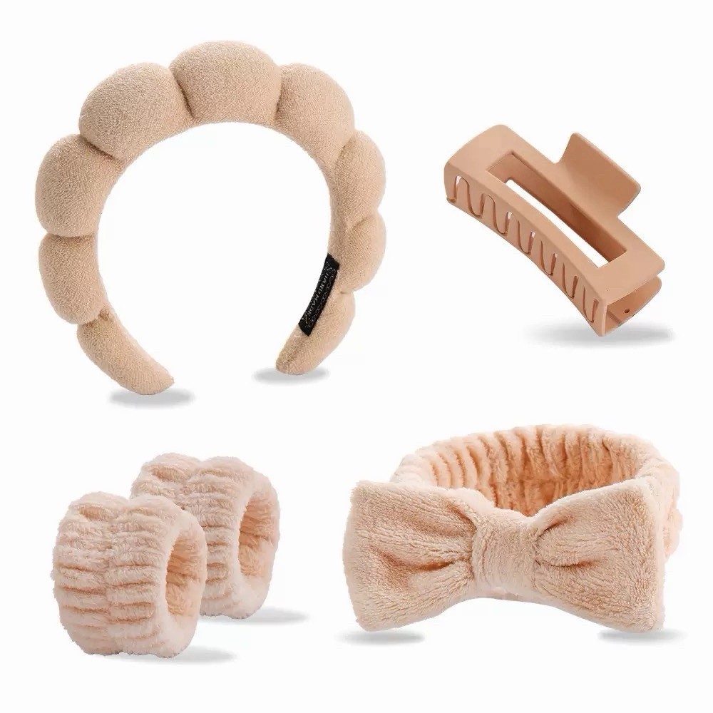 Beige Beauty Bundle – Makeup & Hair Accessories