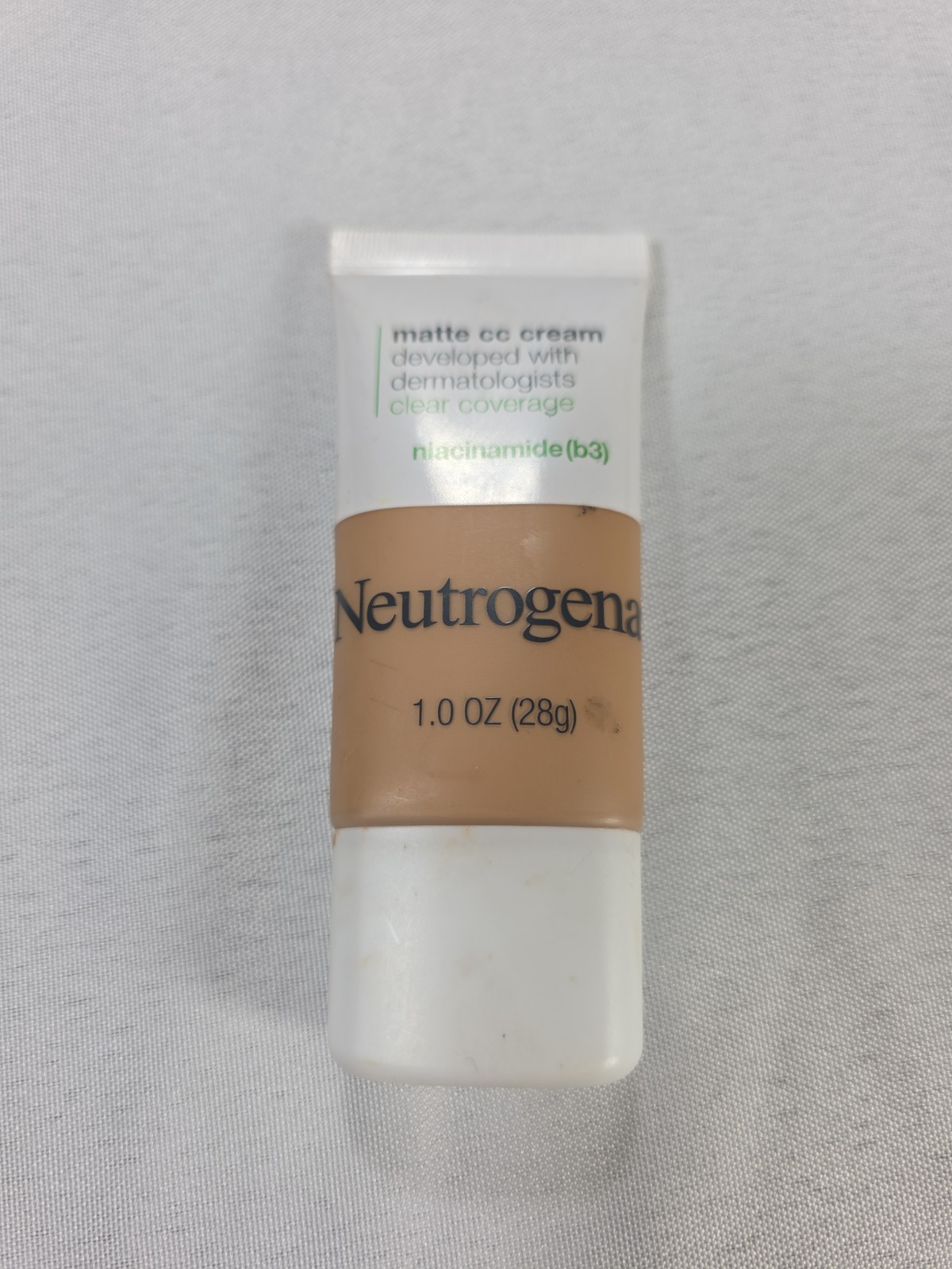 7pc Makeup Lot CoverGirl Neutrogena Maybelline Foundation Concealer CC Cream NEW
