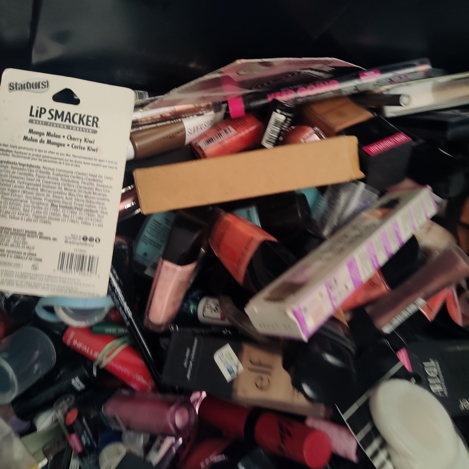 lot 200 pieces mixed all brand Assorted Rimmel wnw, Covergirl maibyline loreal