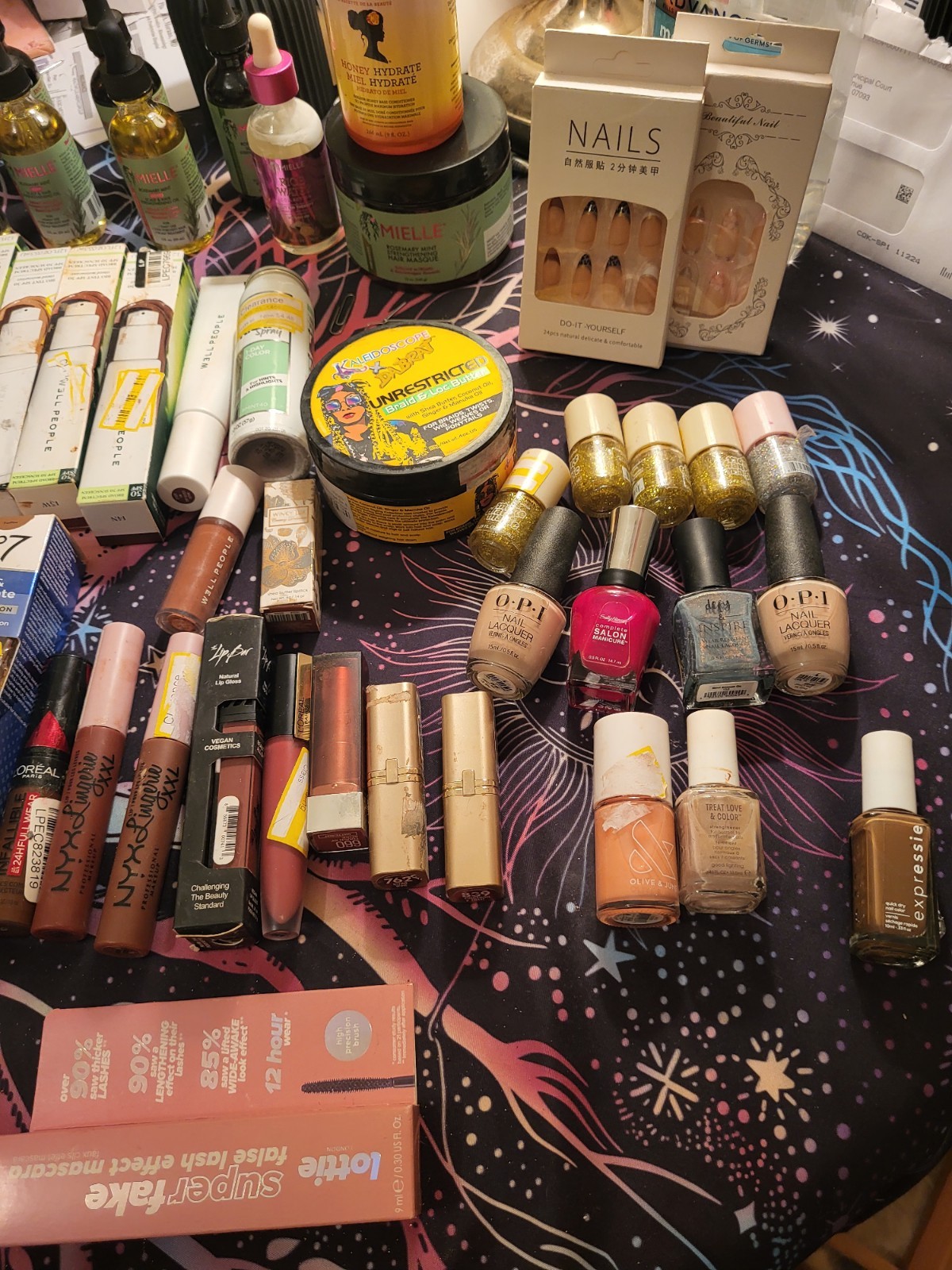 Mixed Beauty & Hair High End Bundle- Brown&Dark Skin Colors Predominantly
