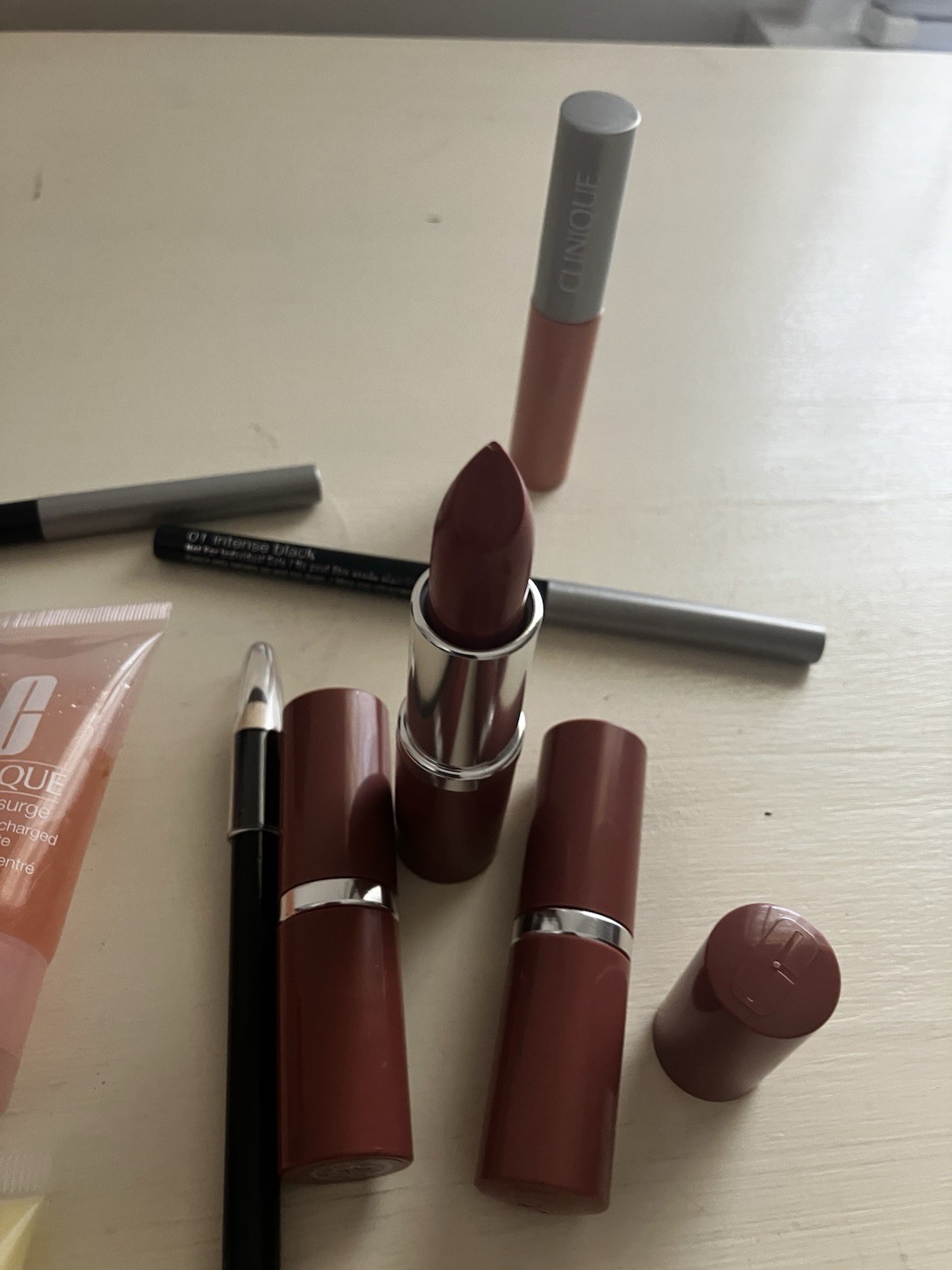 Clinique Beauty Lot (20+ New Clinique items) + few bonus brands added on