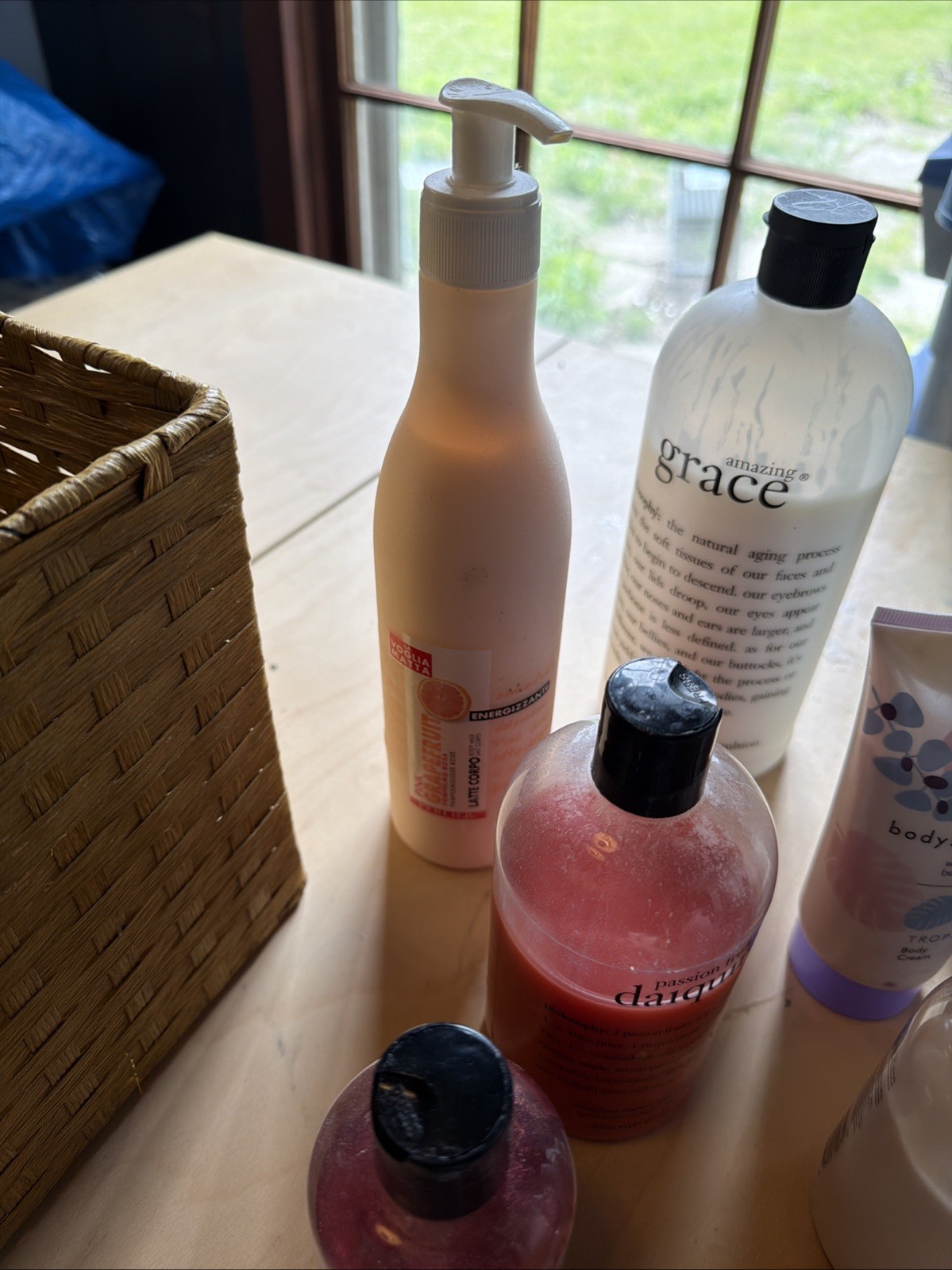 Mixed Beauty Supply Lot – Ed Hardy, Philosophy, Bigelow, Perfumes, Avon, Taylor