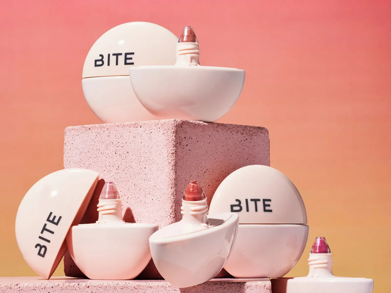 MAKE UP BEAUTY ITEMS FENTY UOMA STILA LIPSTICK QUEEN THE BODY SHOP BITE NIB